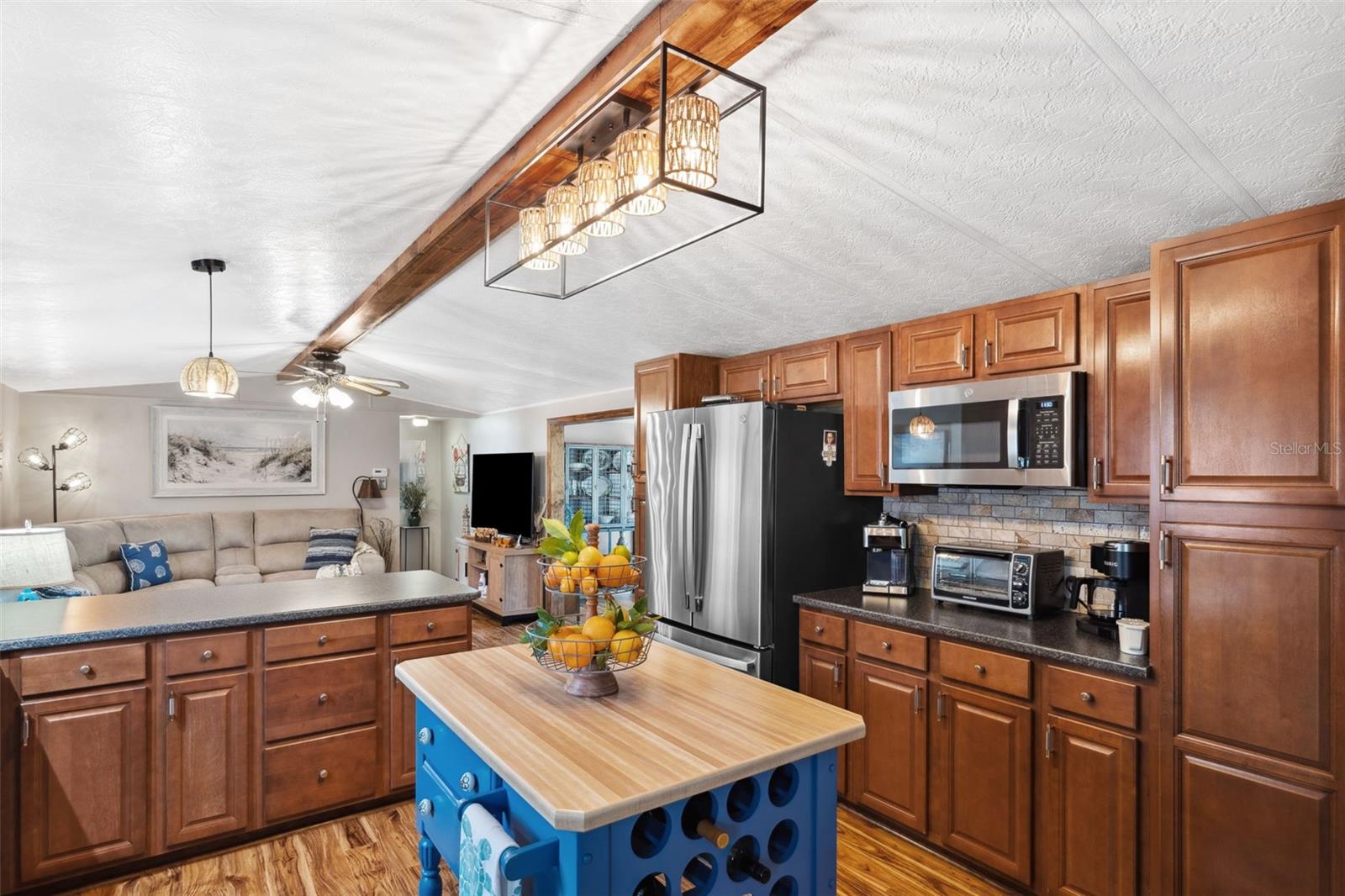 COVE BEND - Residential