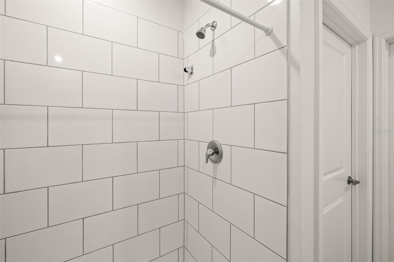 PARK EAST PH 1A - Residential Lease