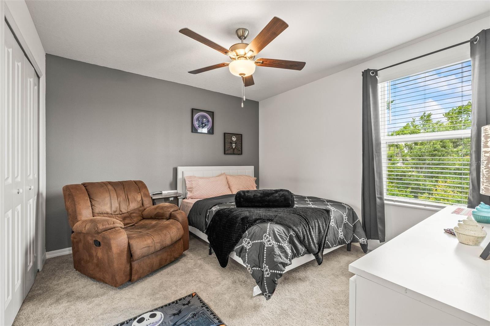 PARK EAST PH 1A - Residential Lease