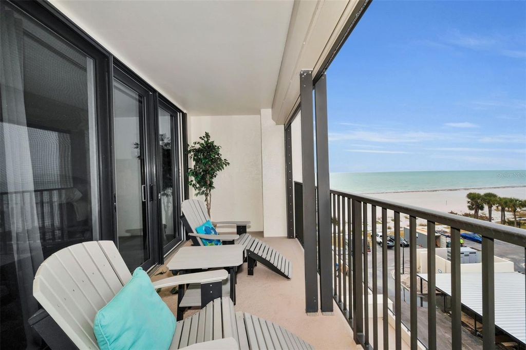 Photo of 1460 Gulf Boulevard #506, Clearwater, FL 33767 (MLS # TB8477461)