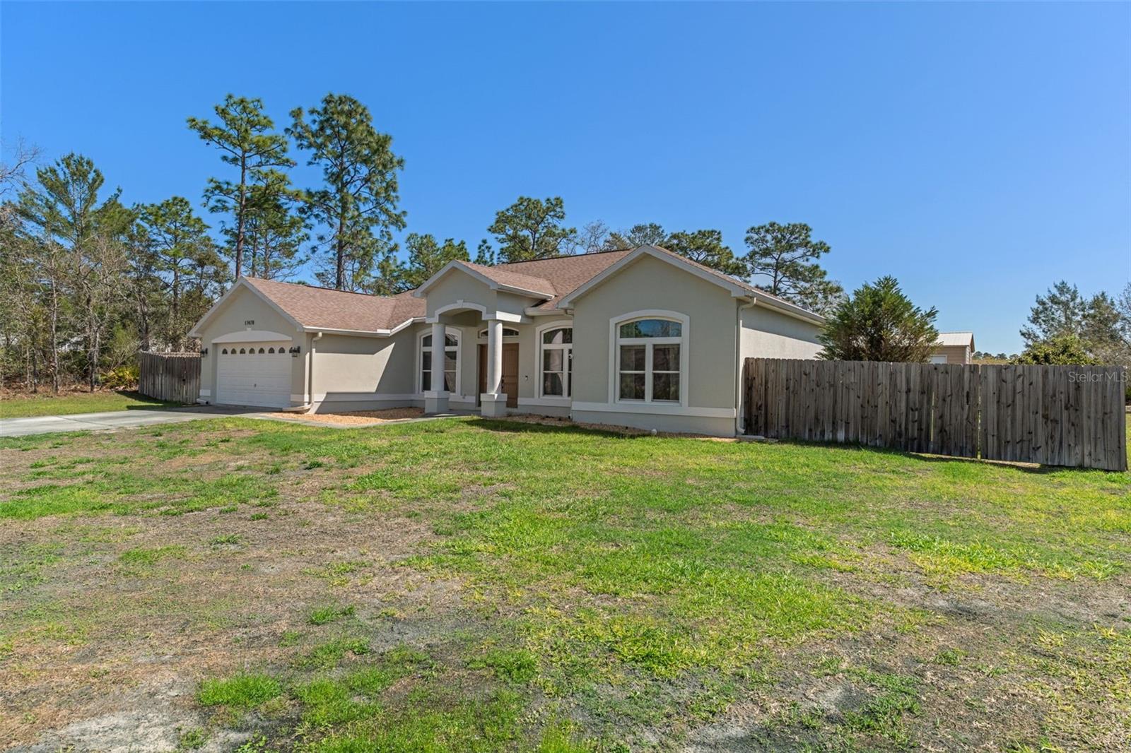 ROYAL HIGHLANDS - Residential