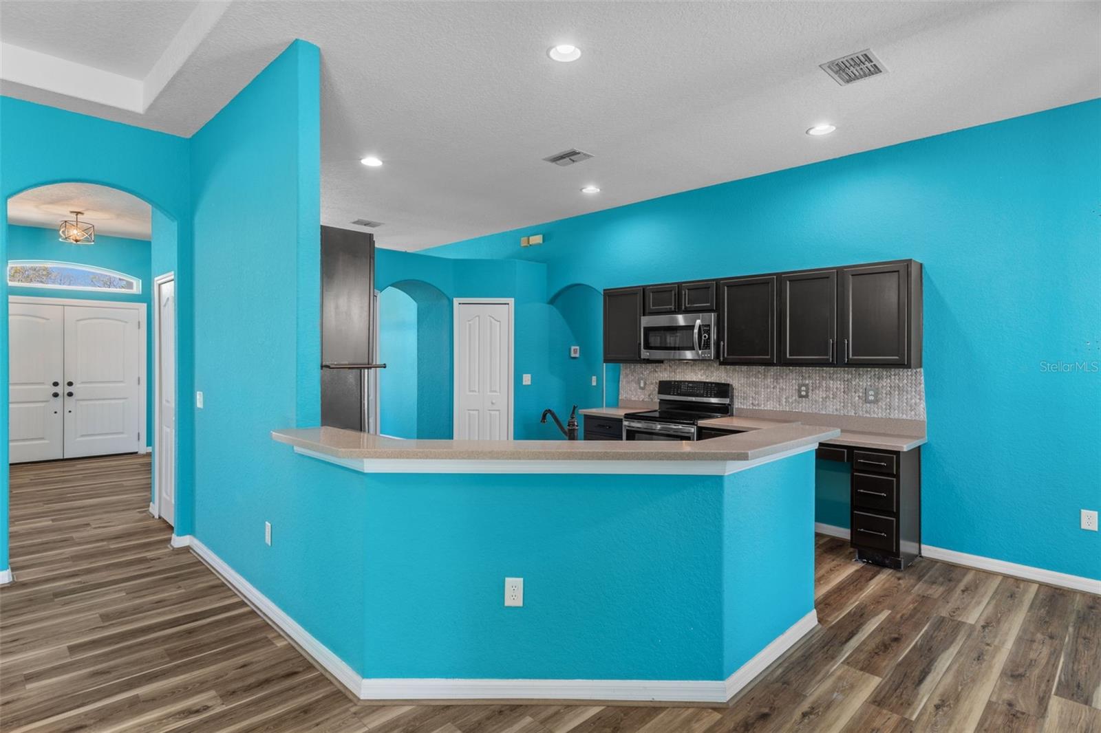 ROYAL HIGHLANDS - Residential