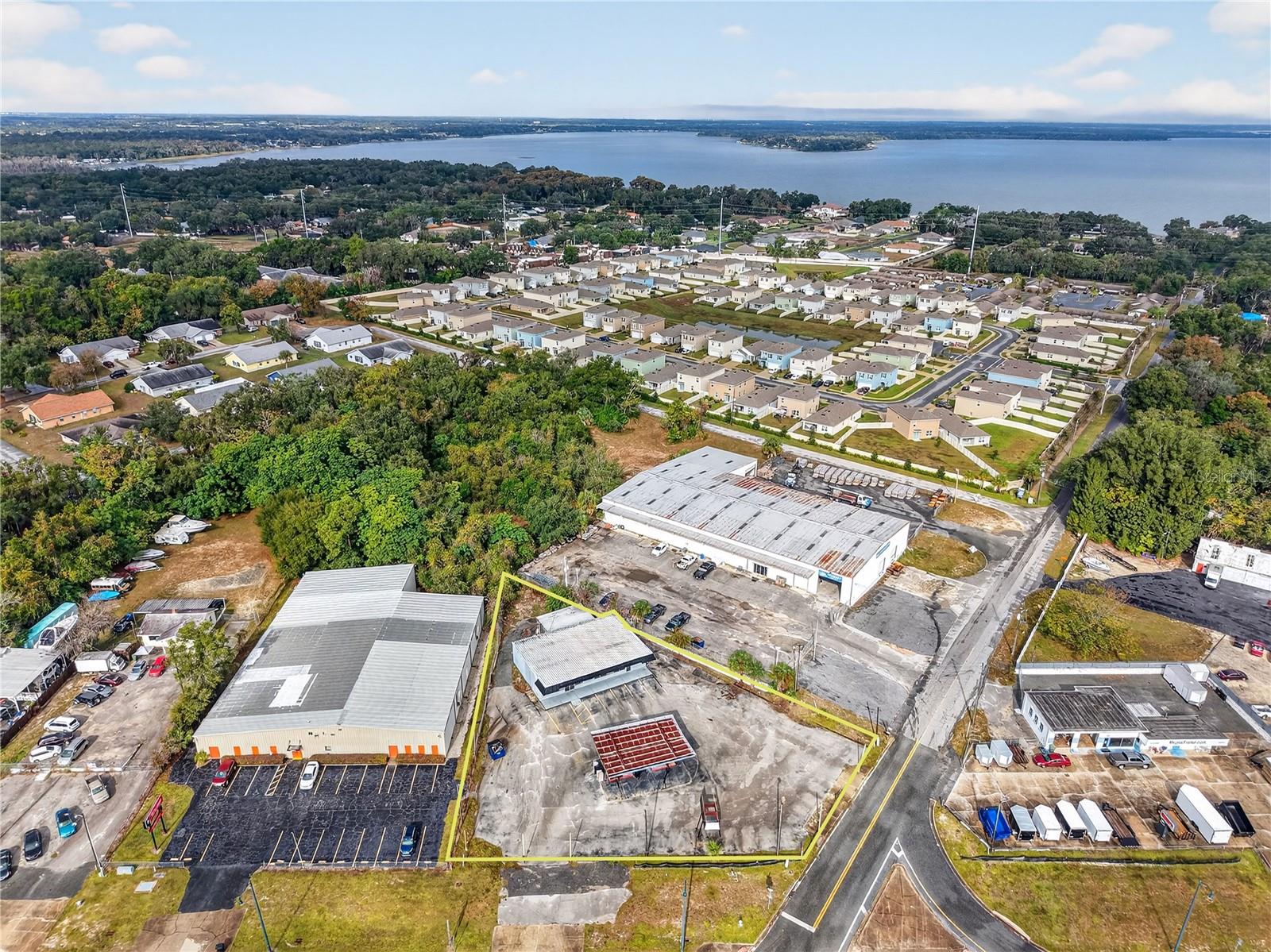 LEESBURG LAKE GRIFFIN PARK - Commercial Sale