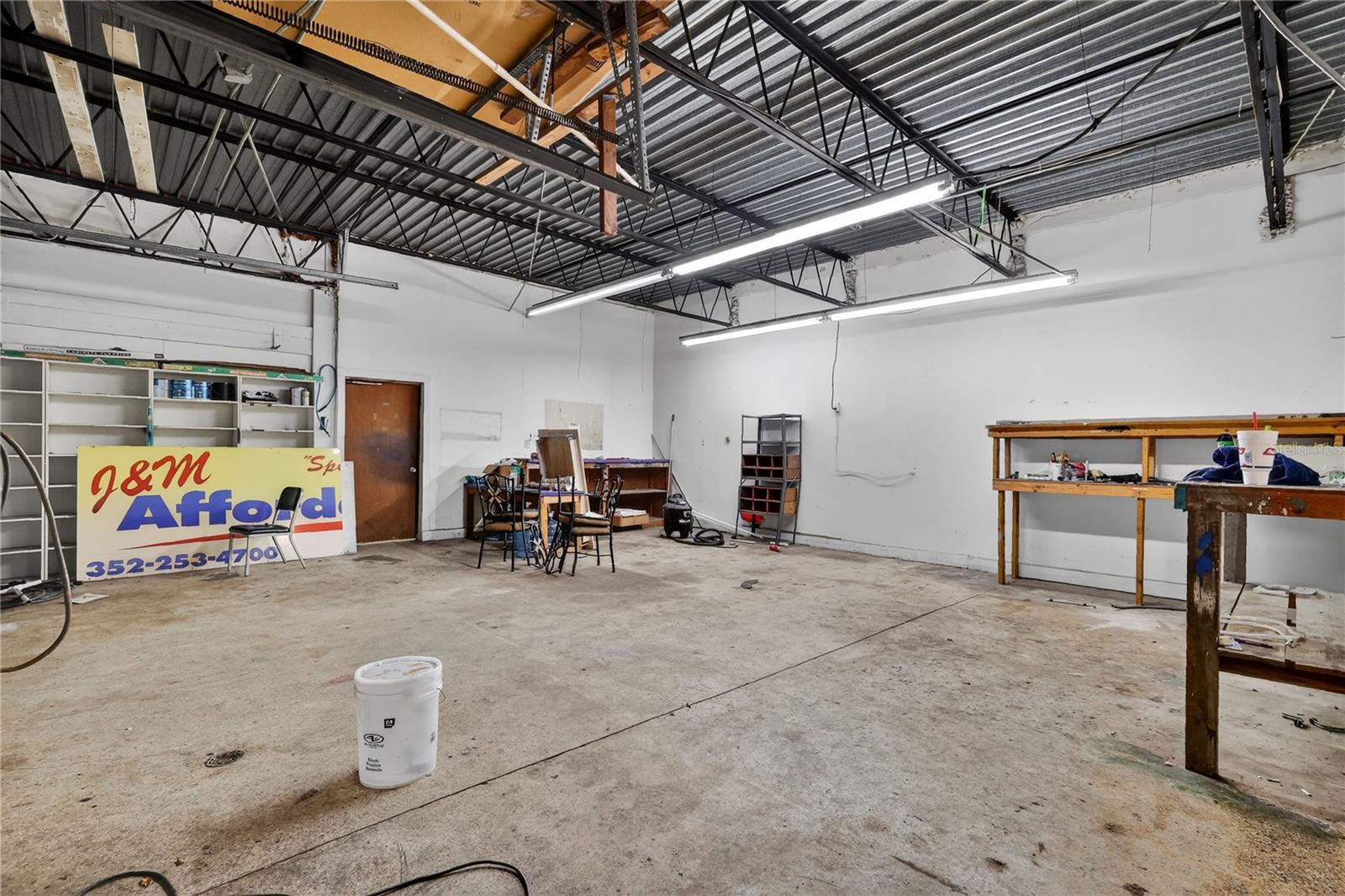 LEESBURG LAKE GRIFFIN PARK - Commercial Sale