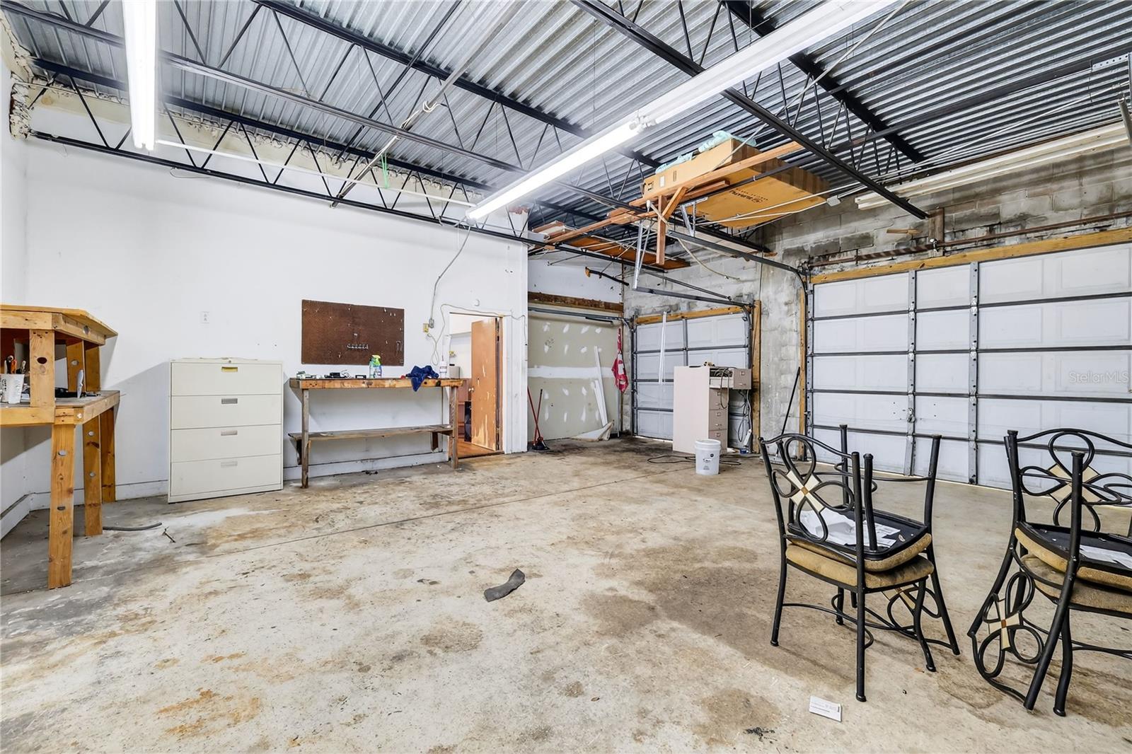 LEESBURG LAKE GRIFFIN PARK - Commercial Sale