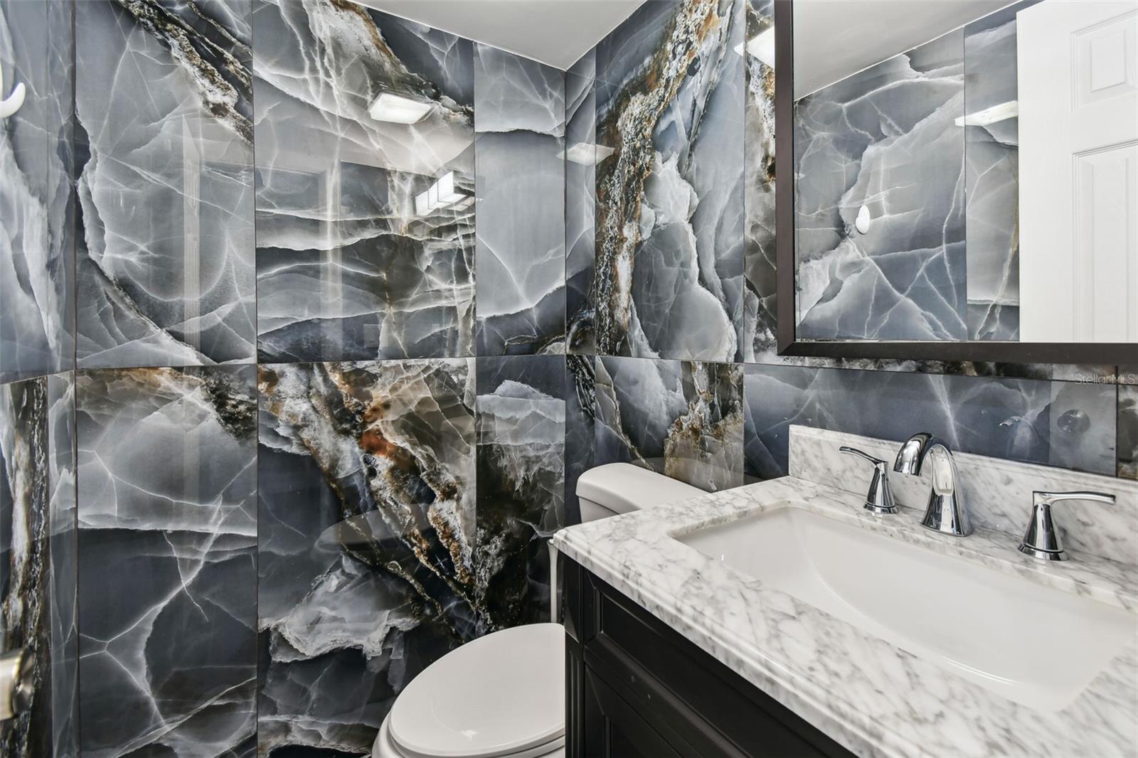 HARBOR BLUFFS SEC 1 - Residential Lease