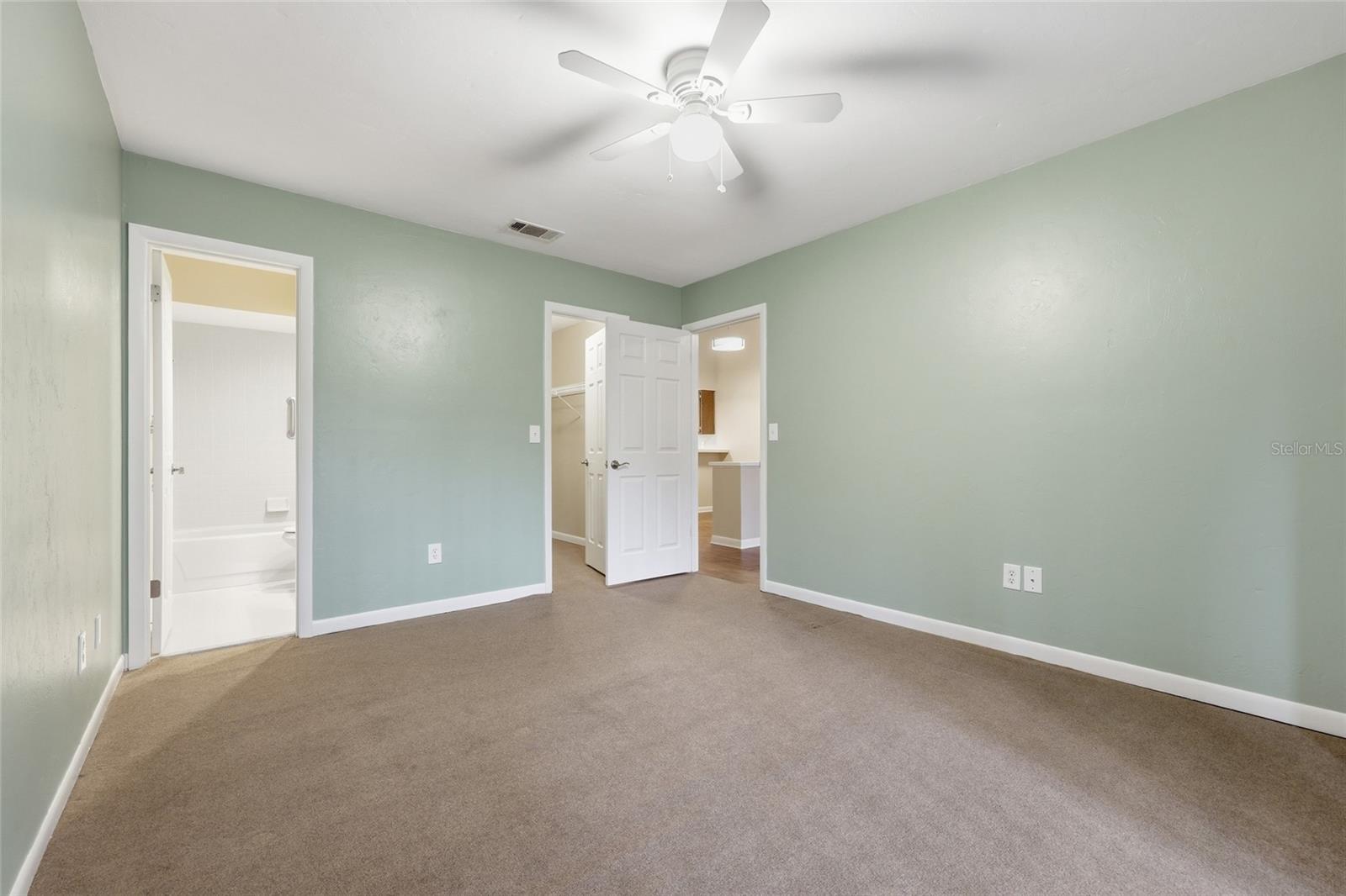 PEBBLE CREEK VILLAS - Residential