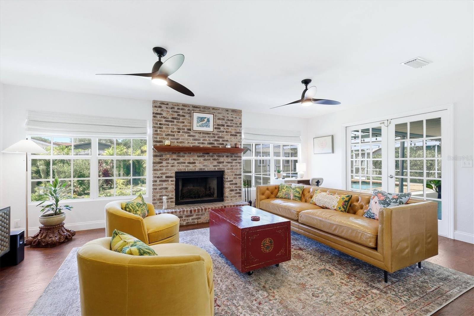 RIDGEWOOD ESTATES 19TH ADD - Residential
