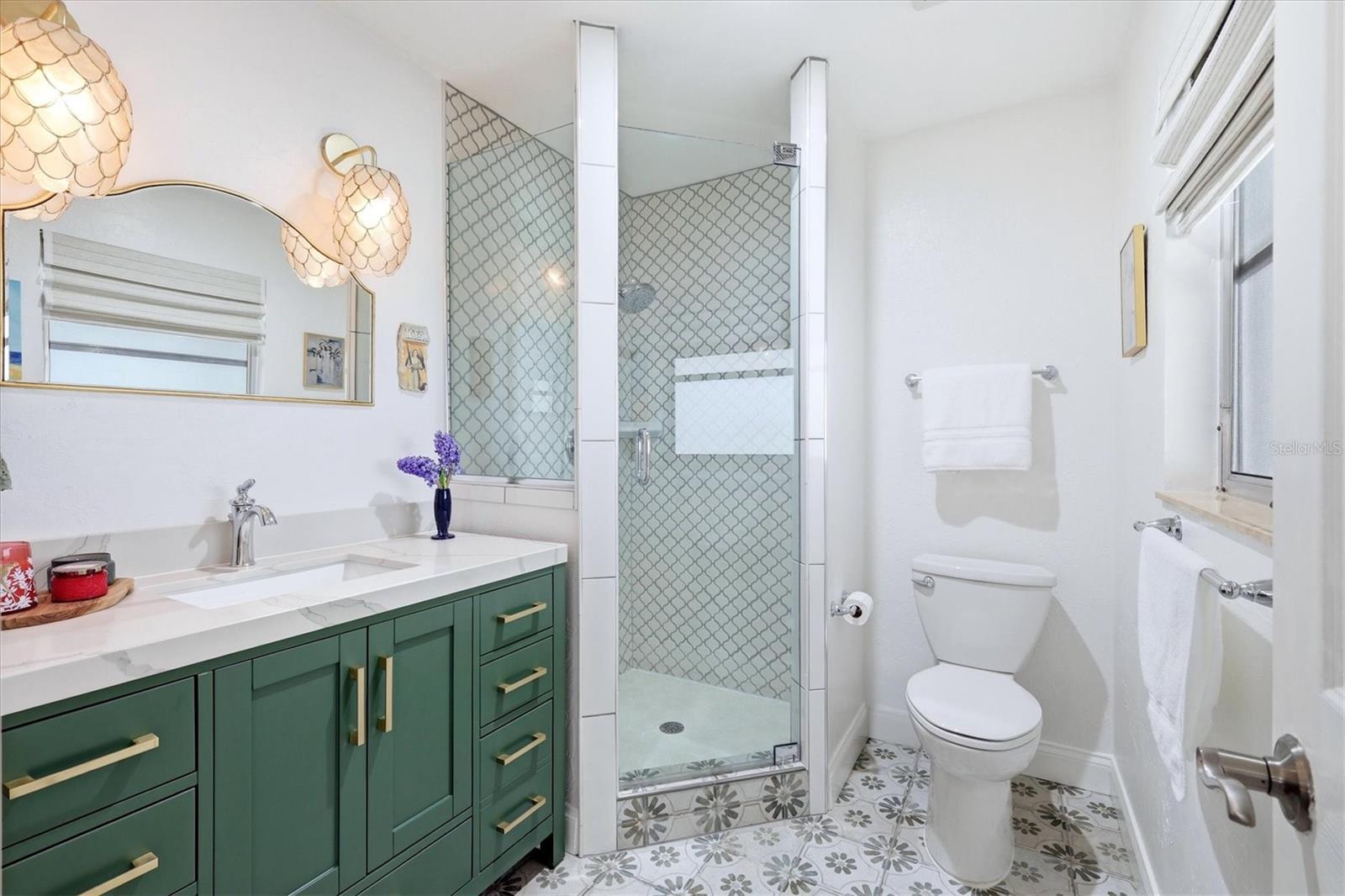 RIDGEWOOD ESTATES 19TH ADD - Residential