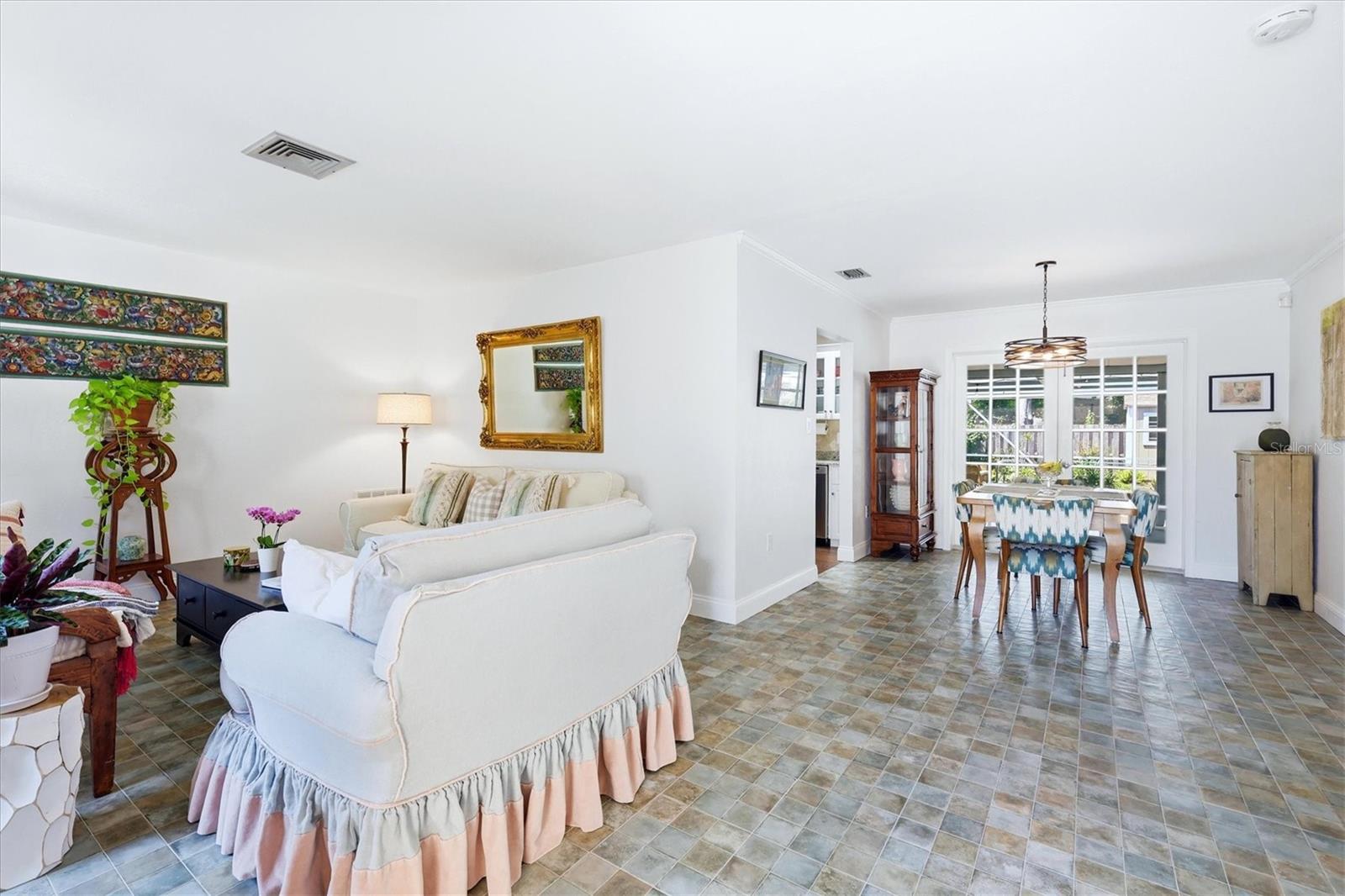5455 FOXWOOD DRIVE