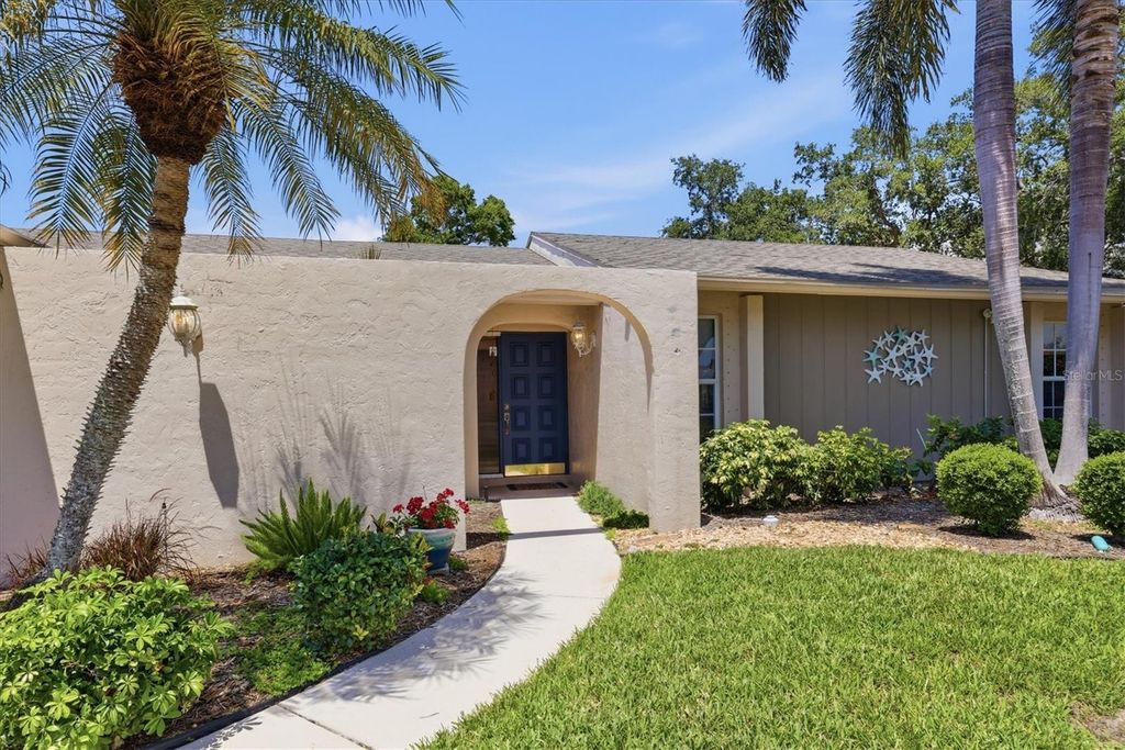 Photo of 5455 Foxwood Drive, Sarasota, FL 34232 (MLS # A4691991)