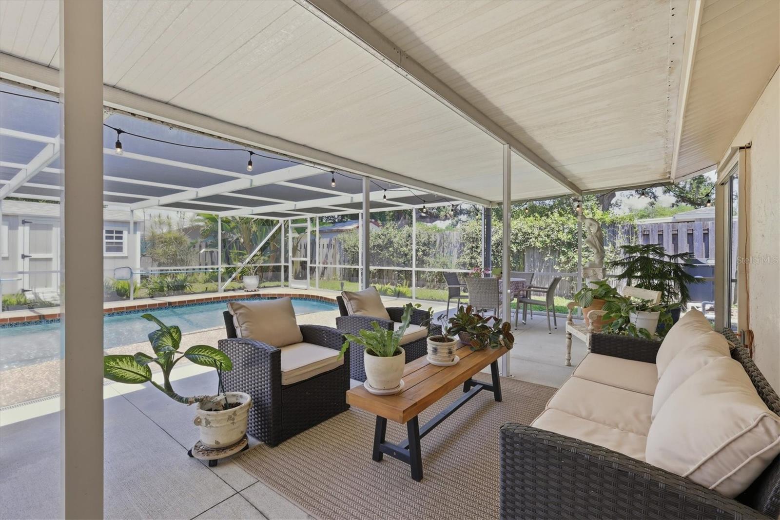 RIDGEWOOD ESTATES 19TH ADD - Residential