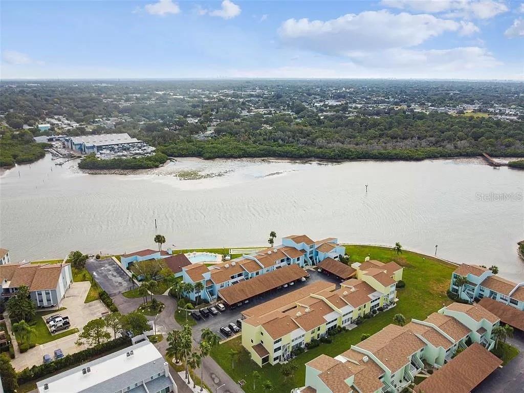 WINDRUSH COVE PH 1 CONDO - Residential Lease