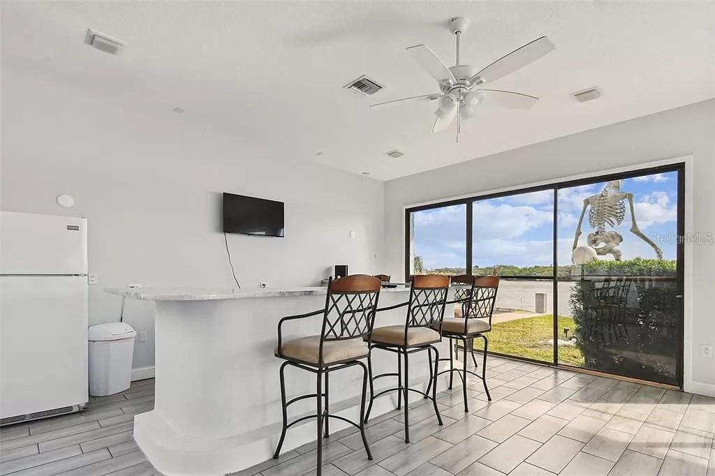 WINDRUSH COVE PH 1 CONDO - Residential Lease