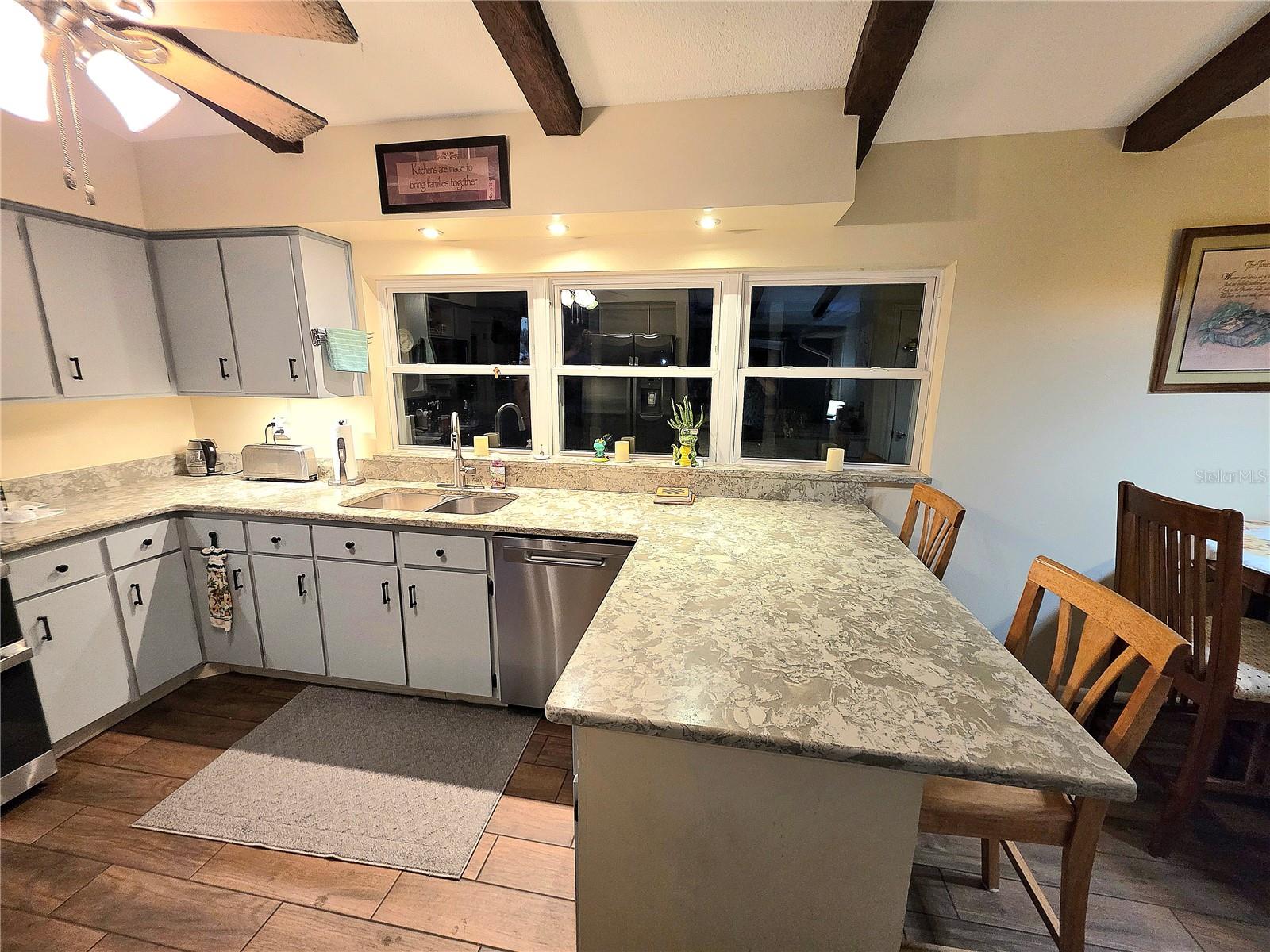 KINGSLAND COUNTRY ESTATE - Residential