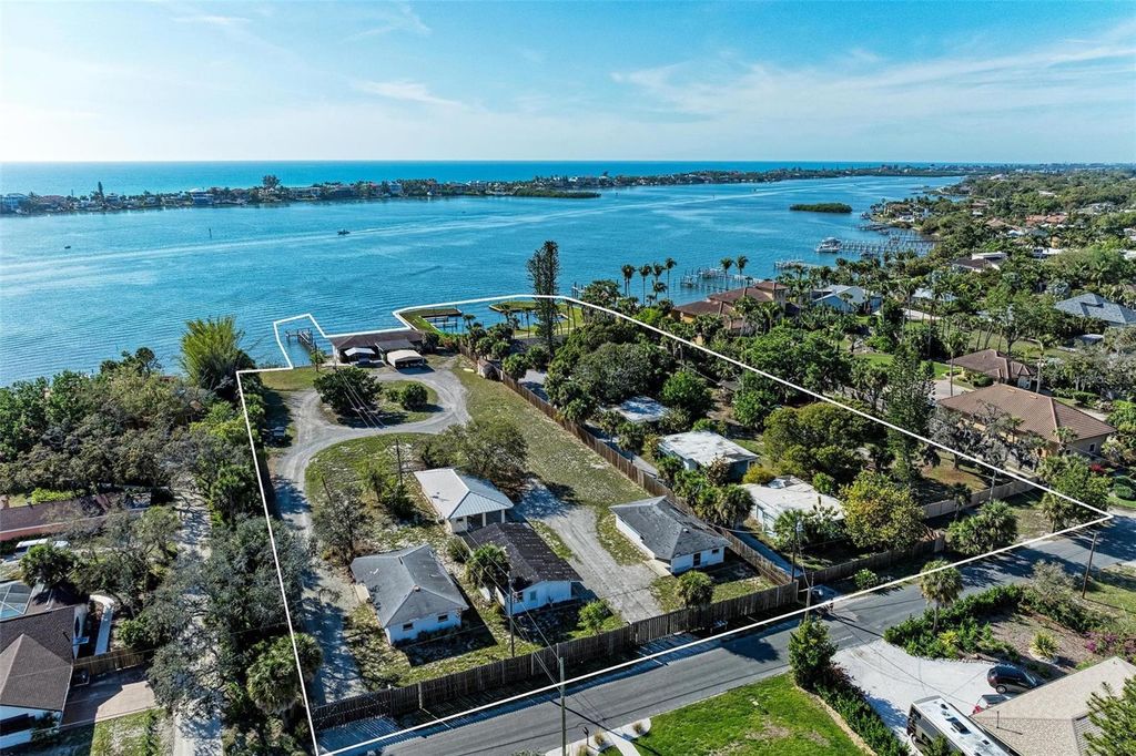 Photo of 1645 Bayshore Road, Nokomis, FL 34275 (MLS # A4643371)