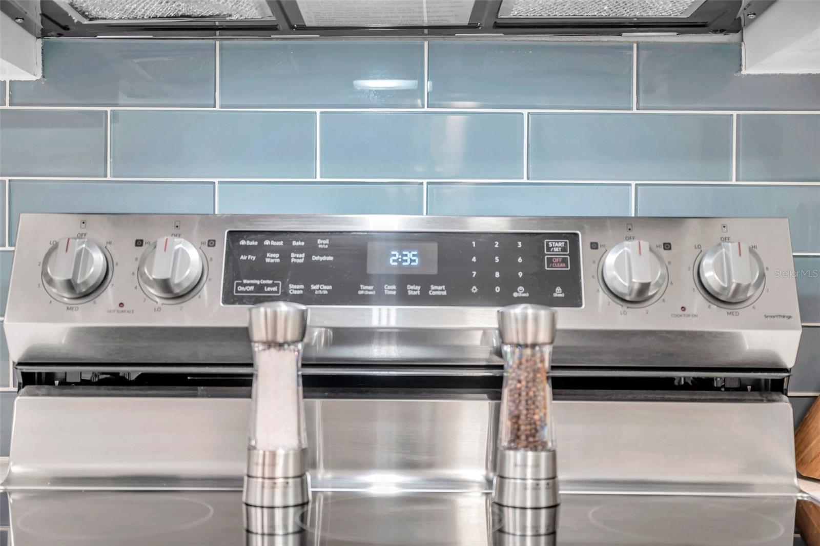 PINECREST PARK - Residential Income