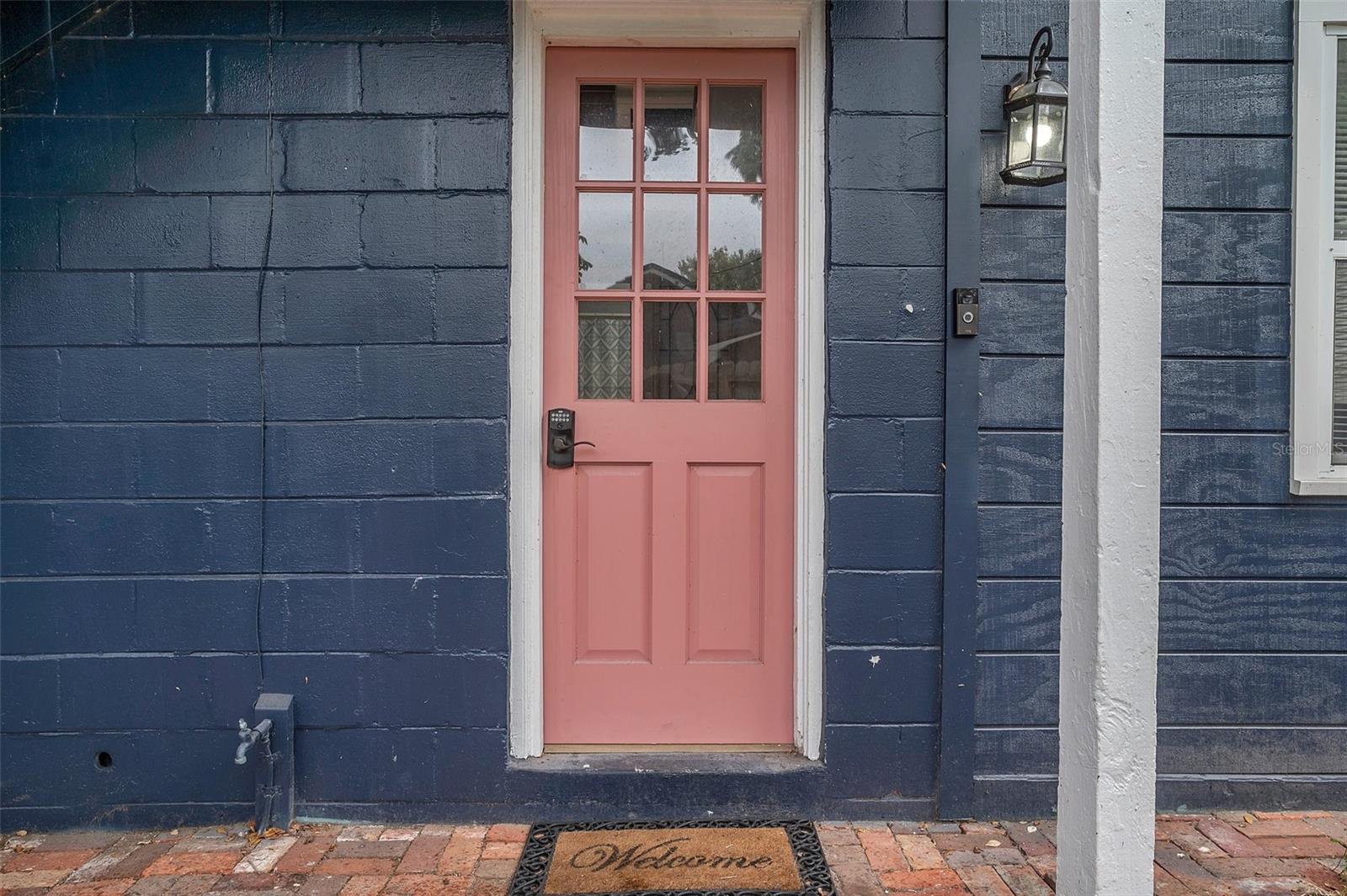 PINECREST PARK - Residential Income