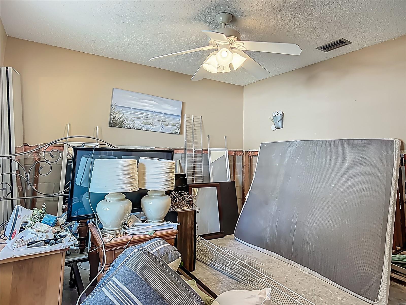 PRETTY SPGS - Residential