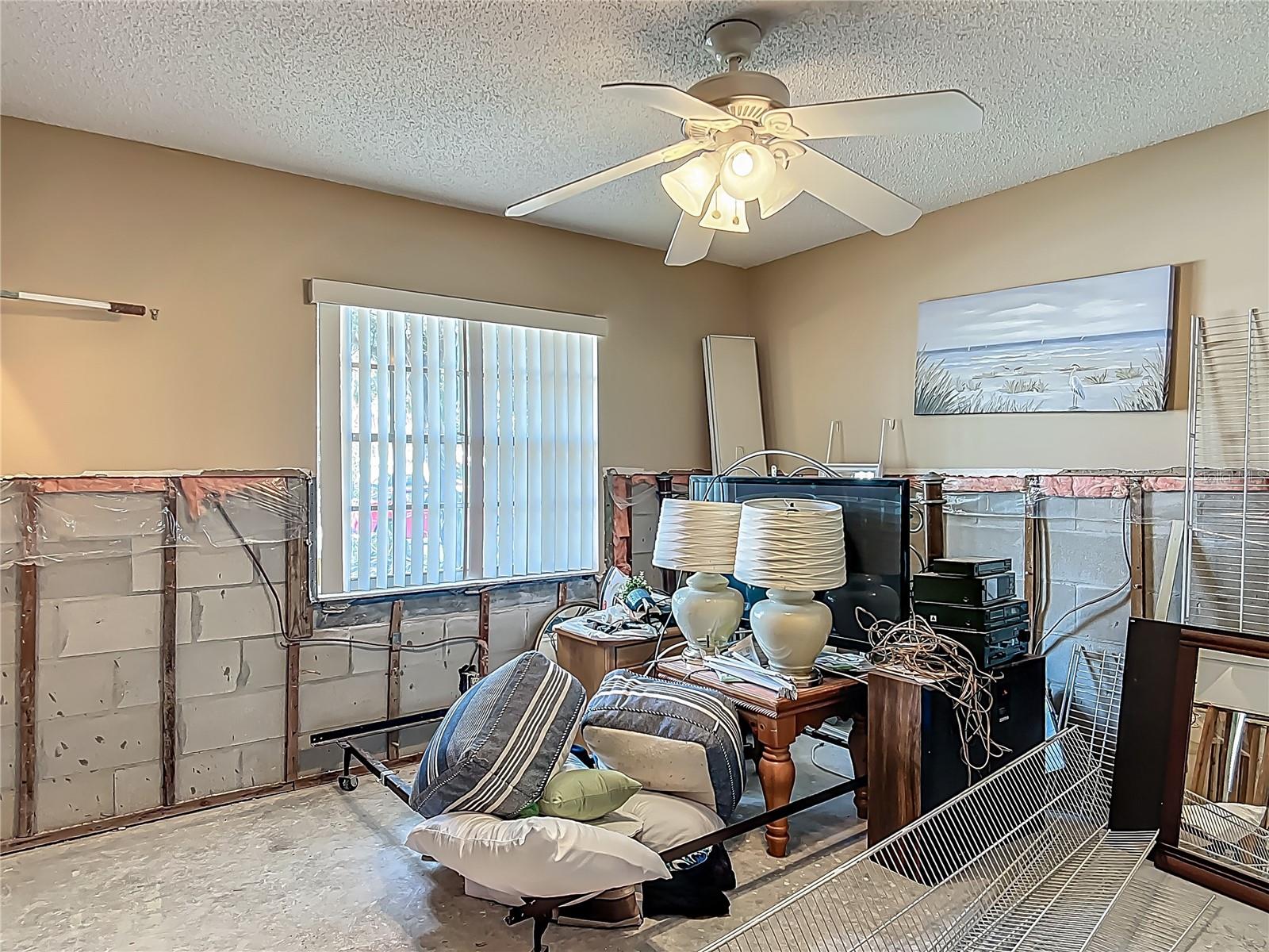 PRETTY SPGS - Residential