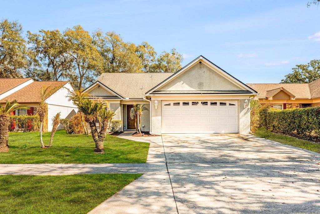 Photo of 321 Blacktail Court, Apopka, FL 32703 (MLS # O6382018)