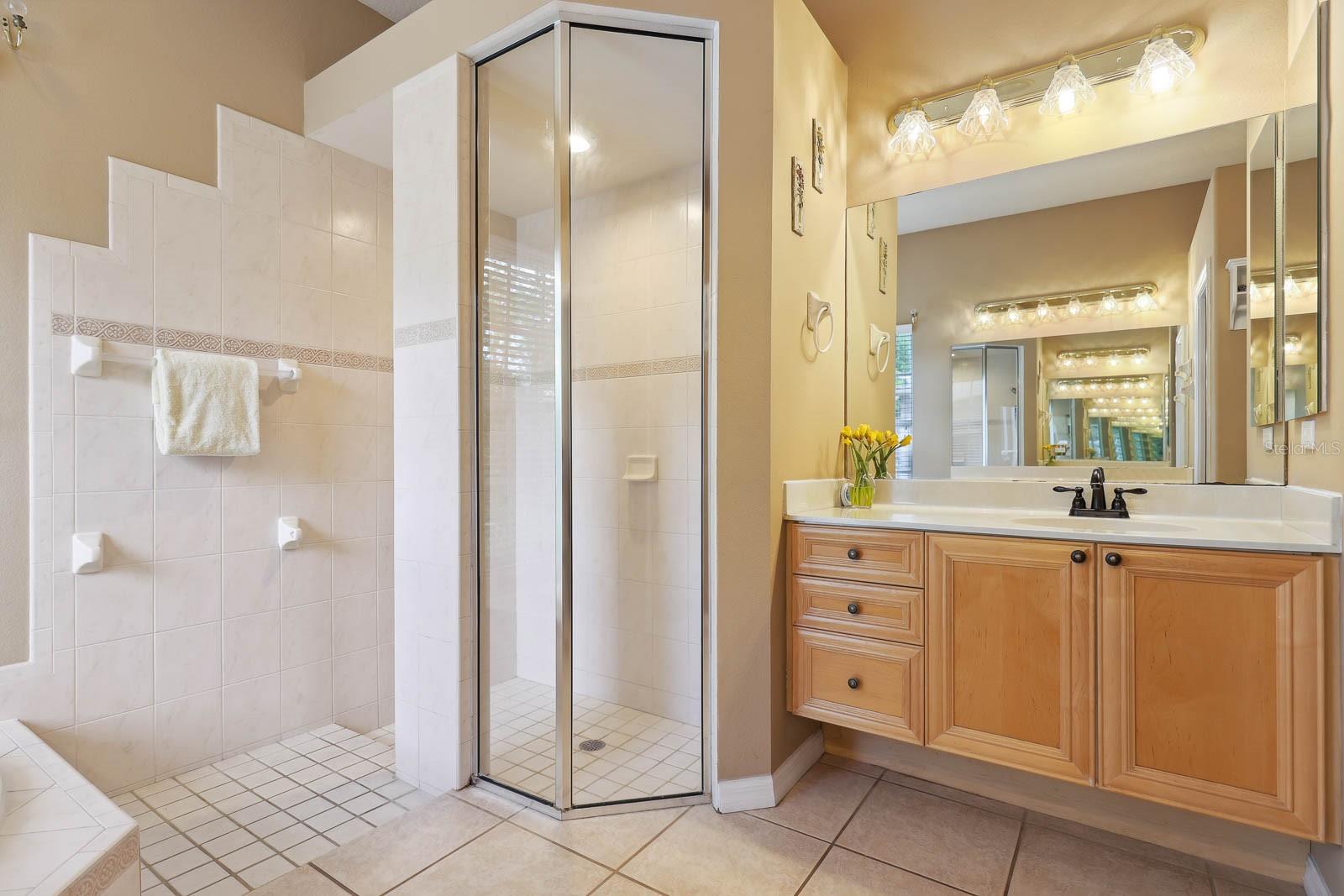 FISH HAWK TRAILS UNIT 6 - Residential