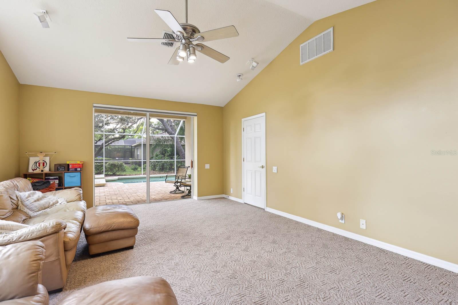 FISH HAWK TRAILS UNIT 6 - Residential