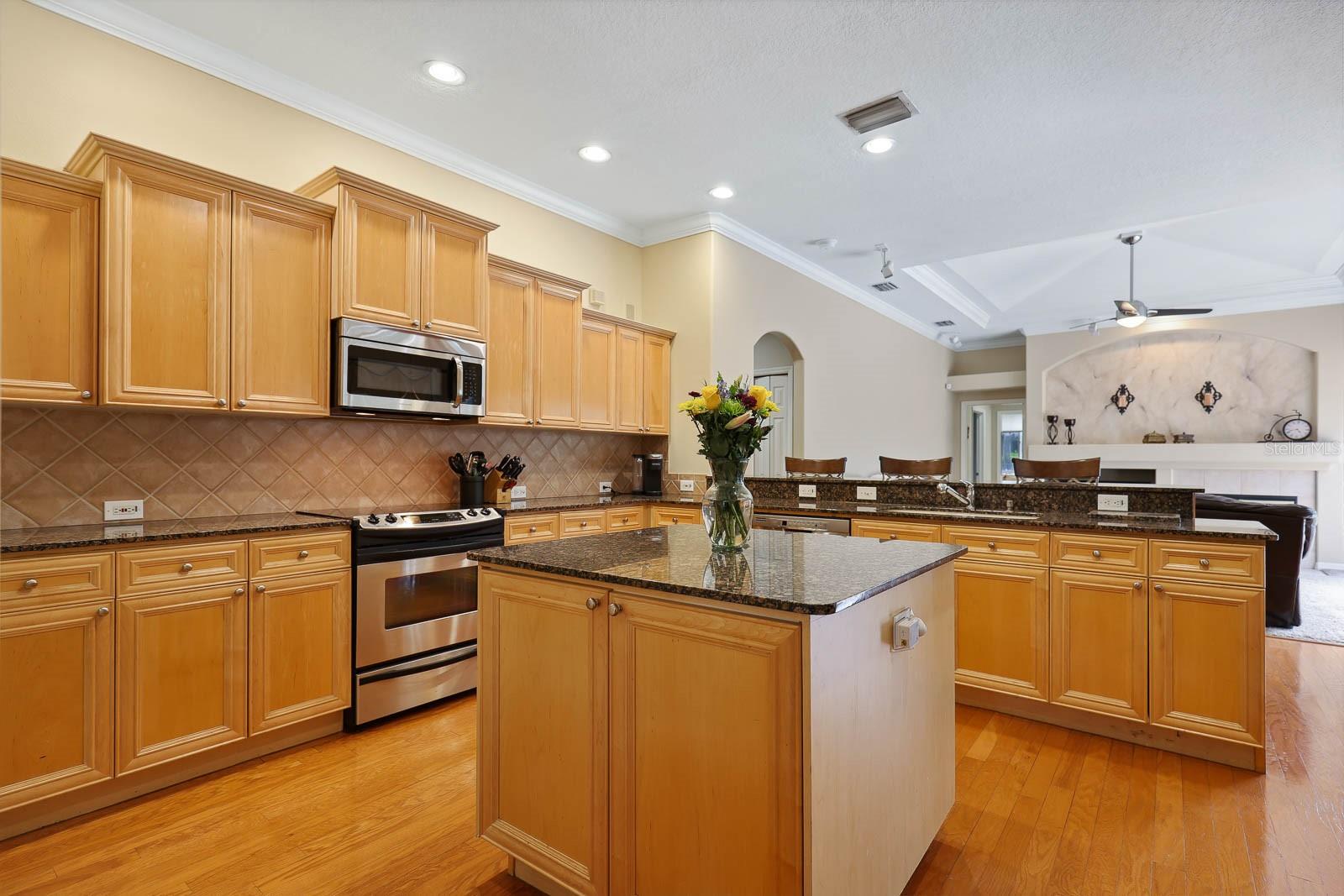 FISH HAWK TRAILS UNIT 6 - Residential