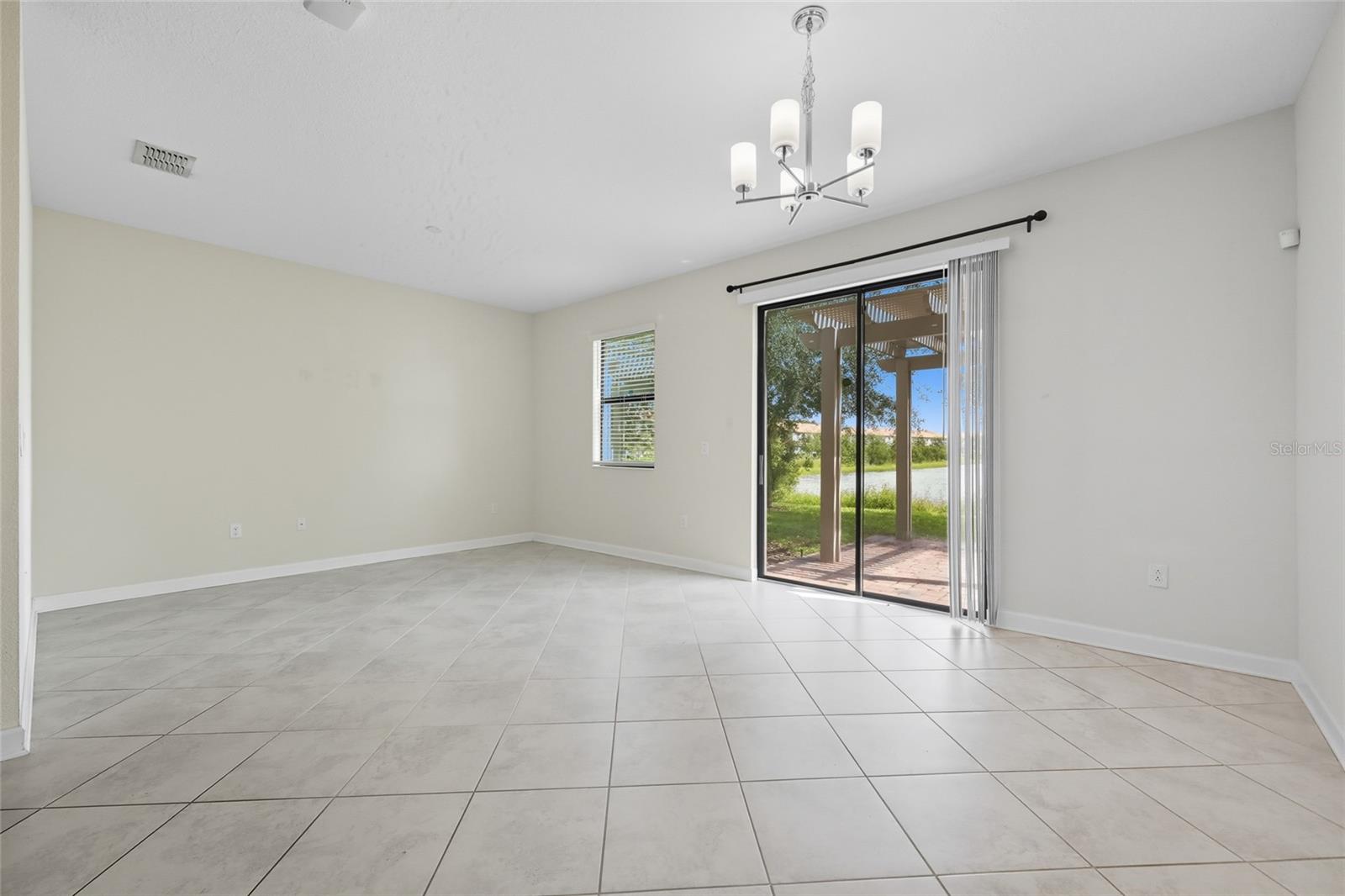 CHAMPIONSGATE VISTAS 22TH - Residential