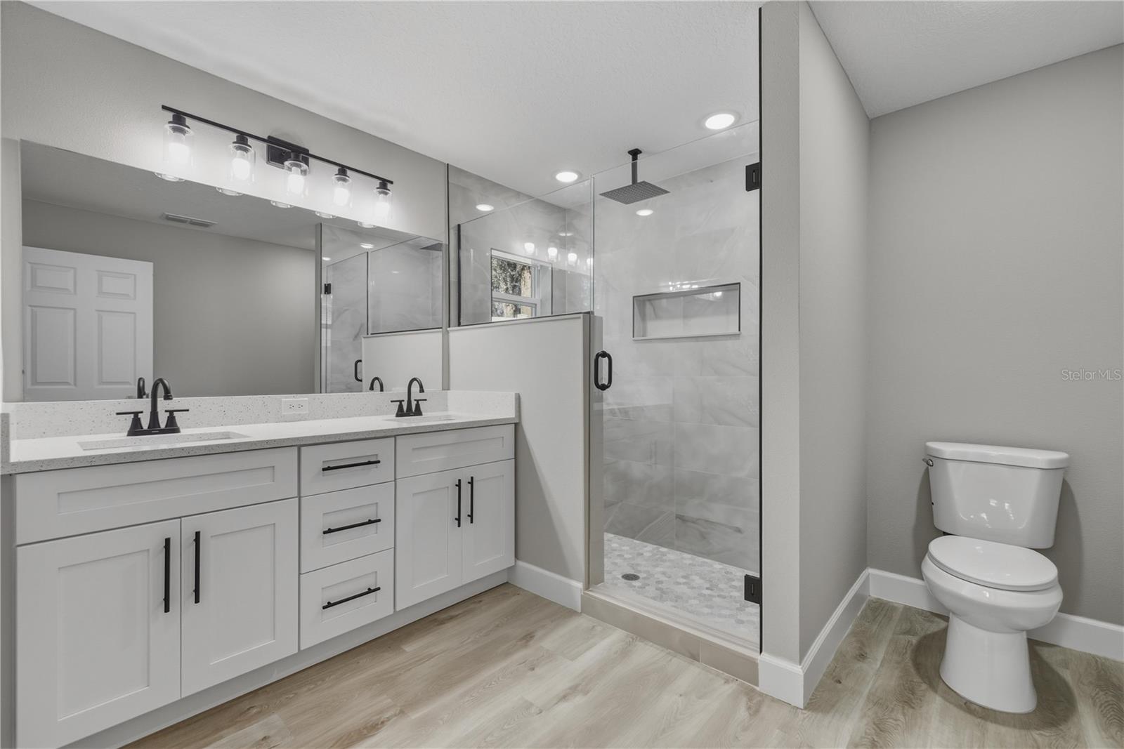 BELLEVIEW HEIGHTS ESTATE - Residential