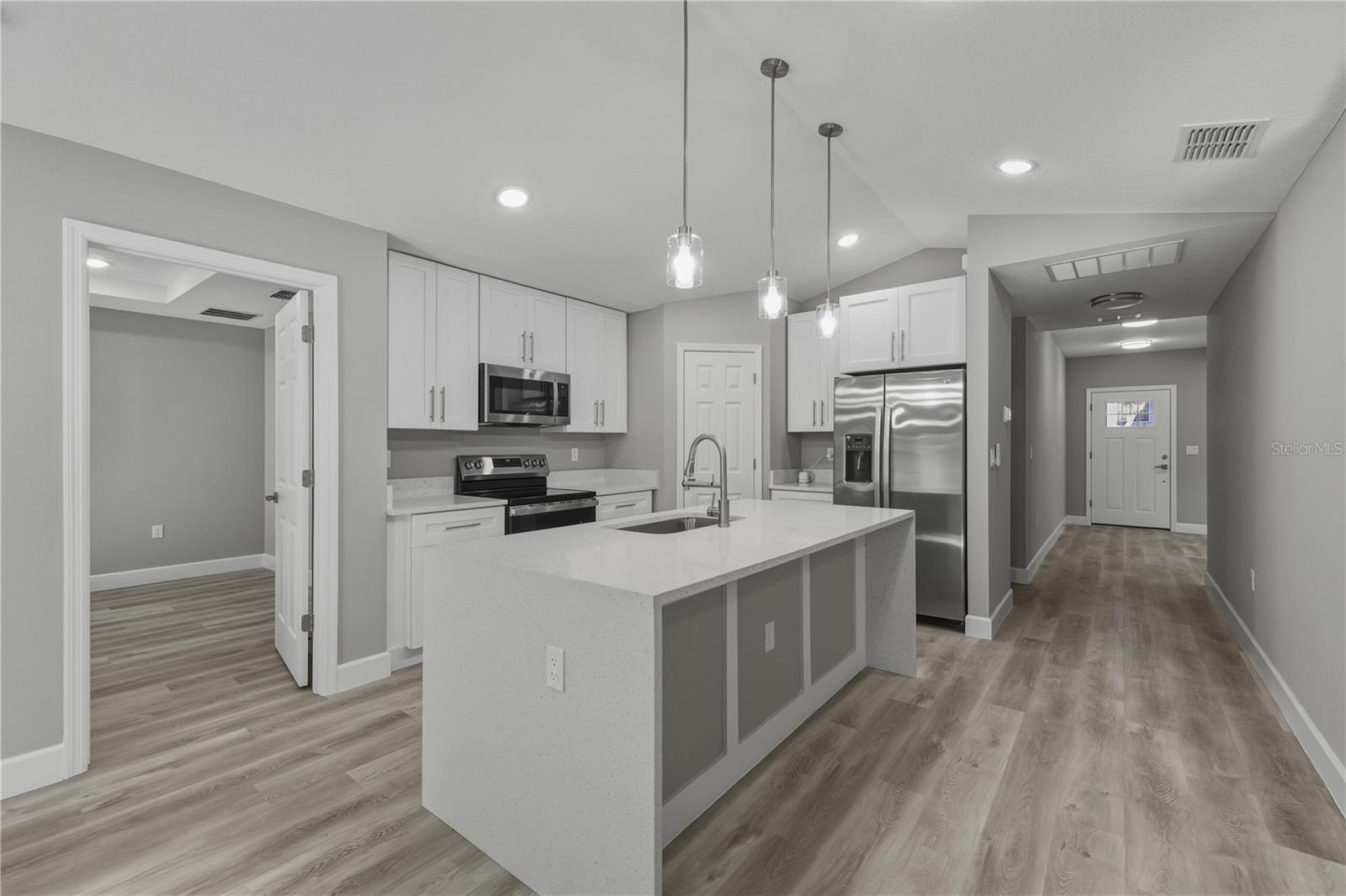 BELLEVIEW HEIGHTS ESTATE - Residential