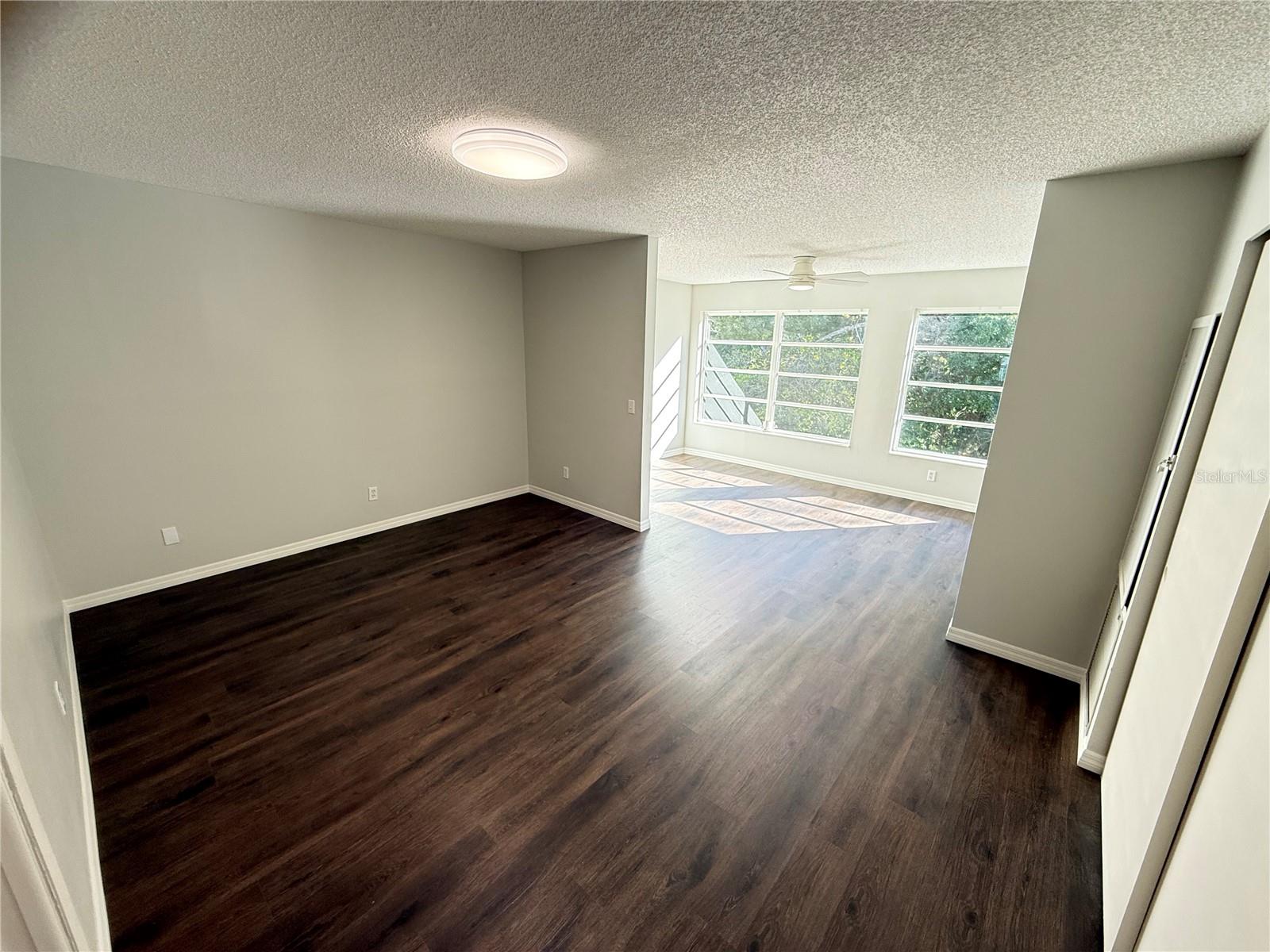 ON TOP OF THE WORLD - Residential