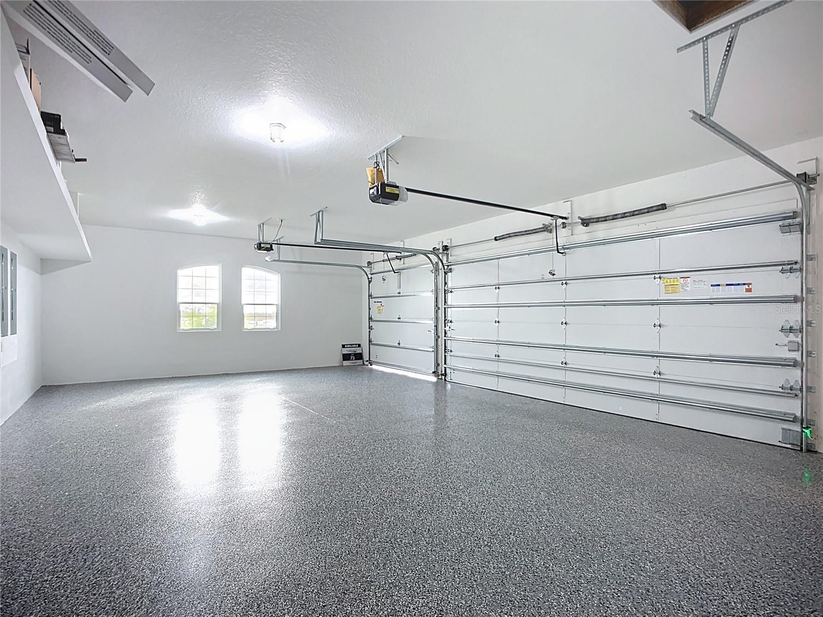 HAMPTON LAKES - Residential