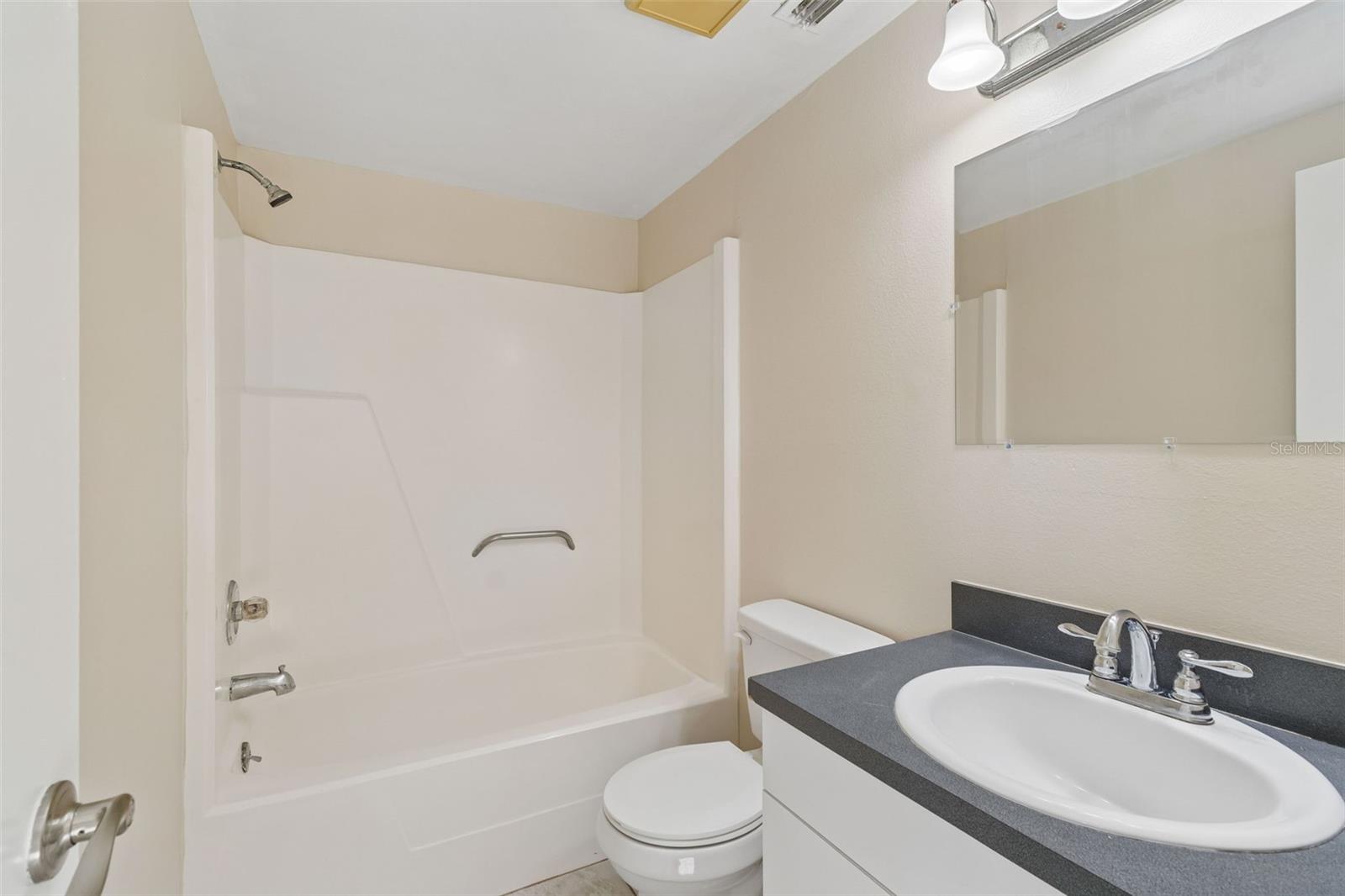 KENNY K SUB UNIT 1 - Residential