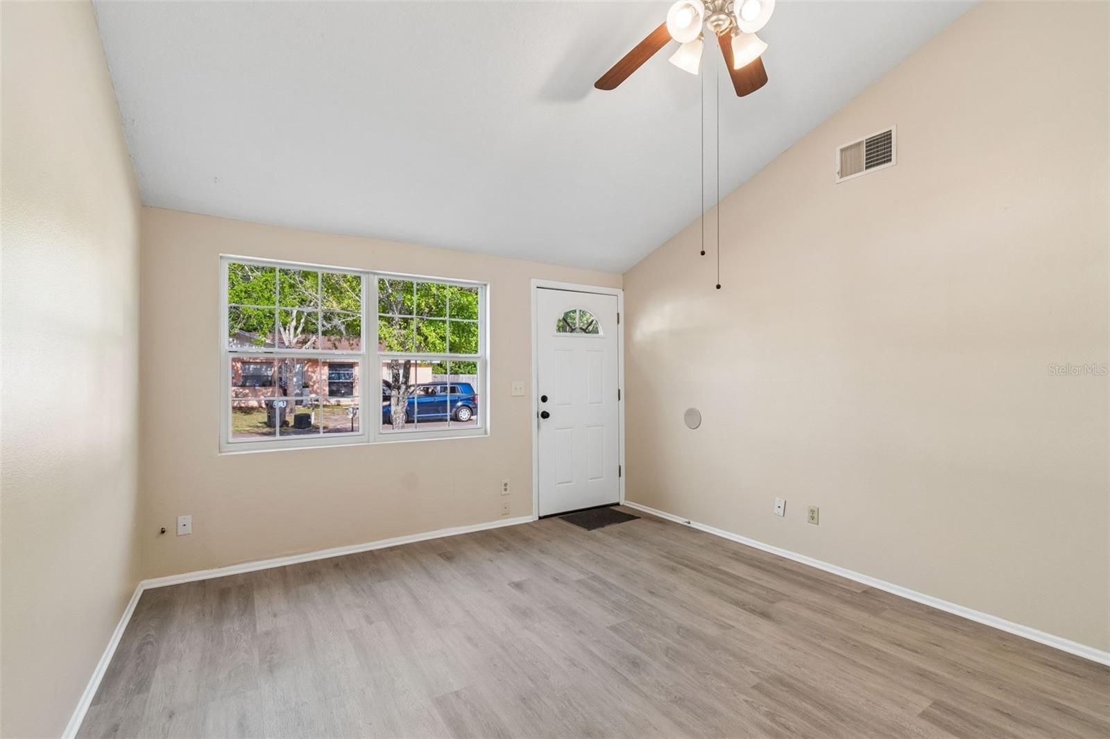 KENNY K SUB UNIT 1 - Residential