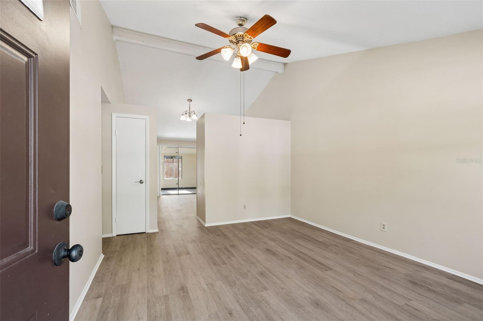 KENNY K SUB UNIT 1 - Residential