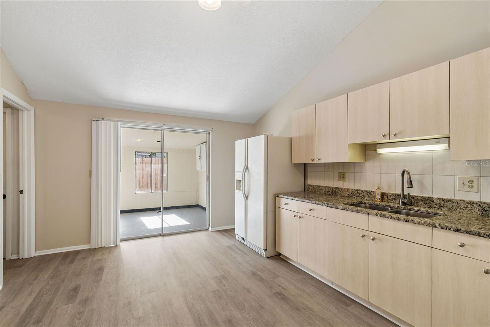 KENNY K SUB UNIT 1 - Residential