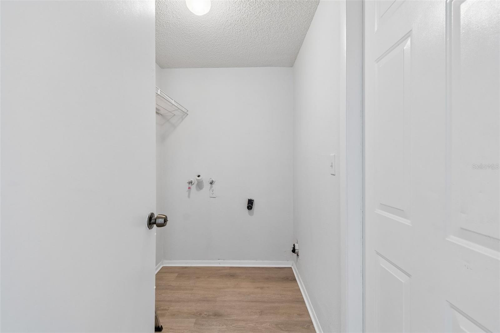 KENNY K SUB UNIT 1 - Residential