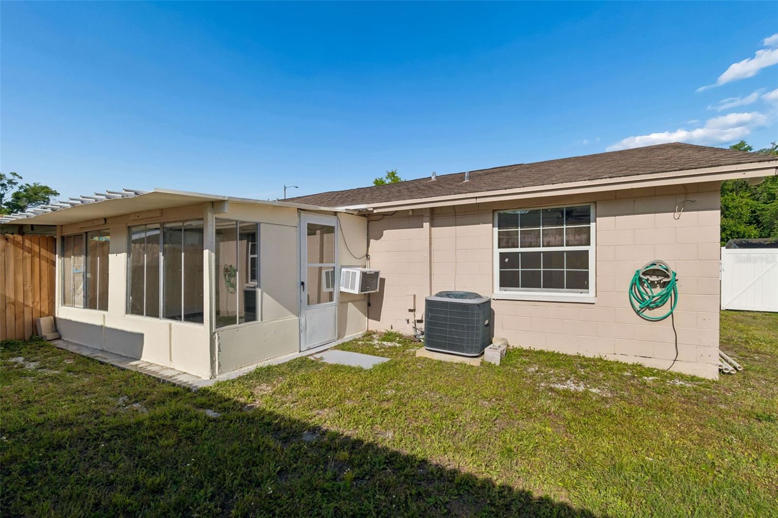 KENNY K SUB UNIT 1 - Residential