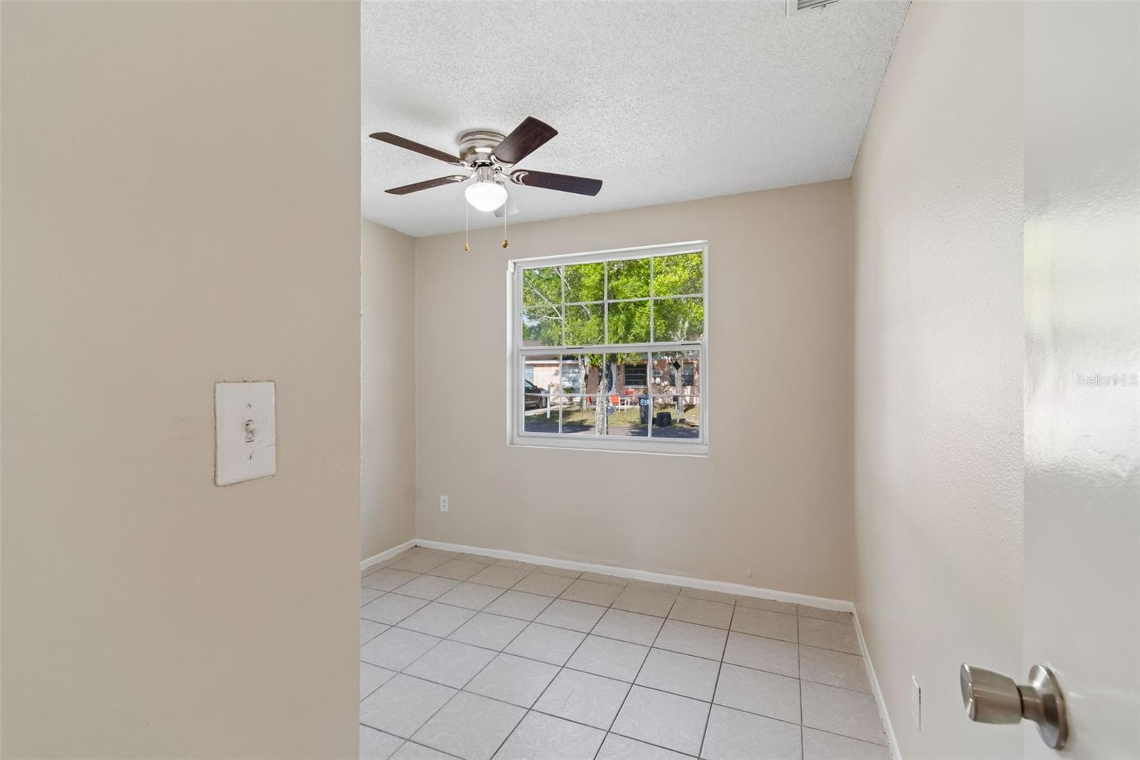 KENNY K SUB UNIT 1 - Residential