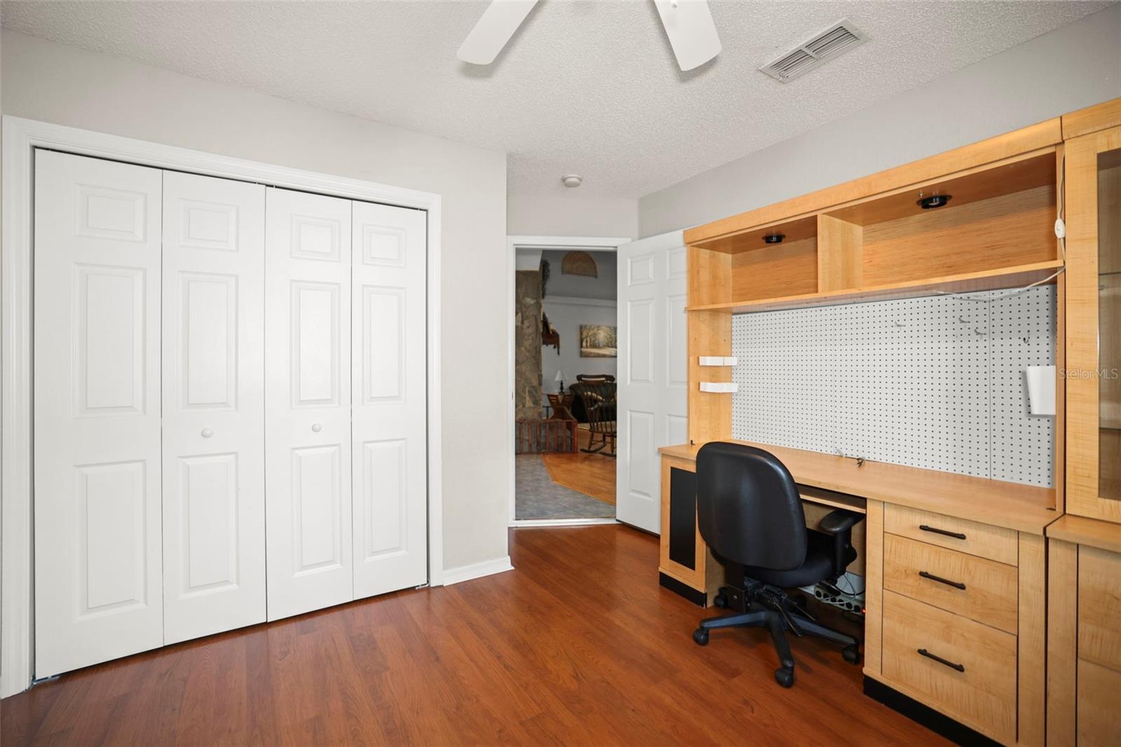 ROYAL HIGHLANDS - Residential