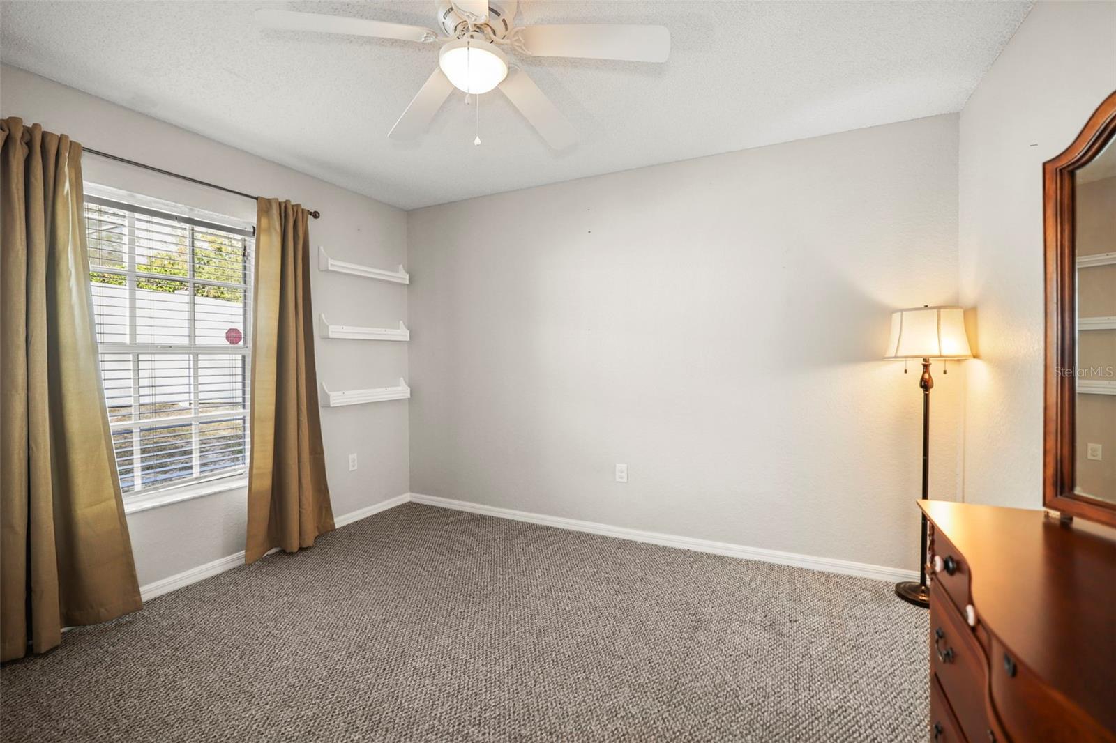 ROYAL HIGHLANDS - Residential