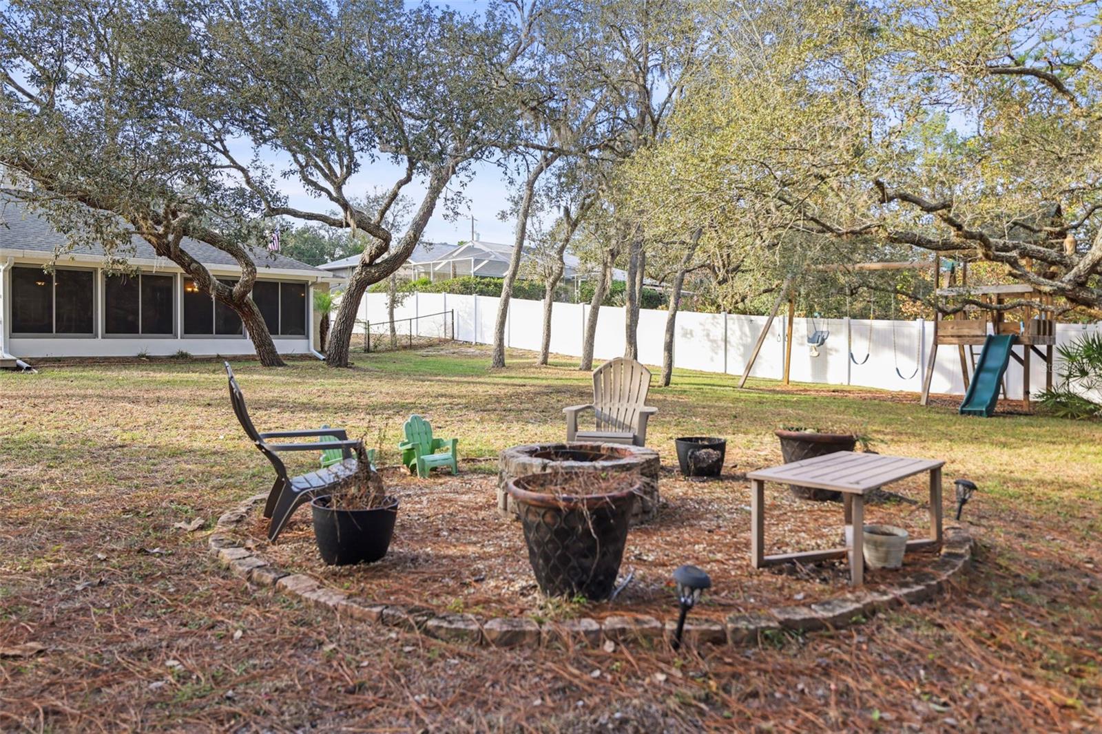 ROYAL HIGHLANDS - Residential