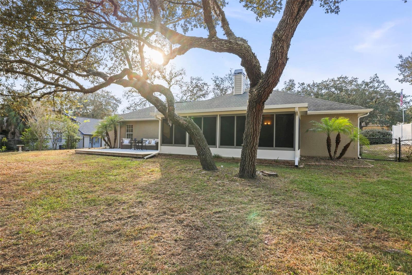 ROYAL HIGHLANDS - Residential