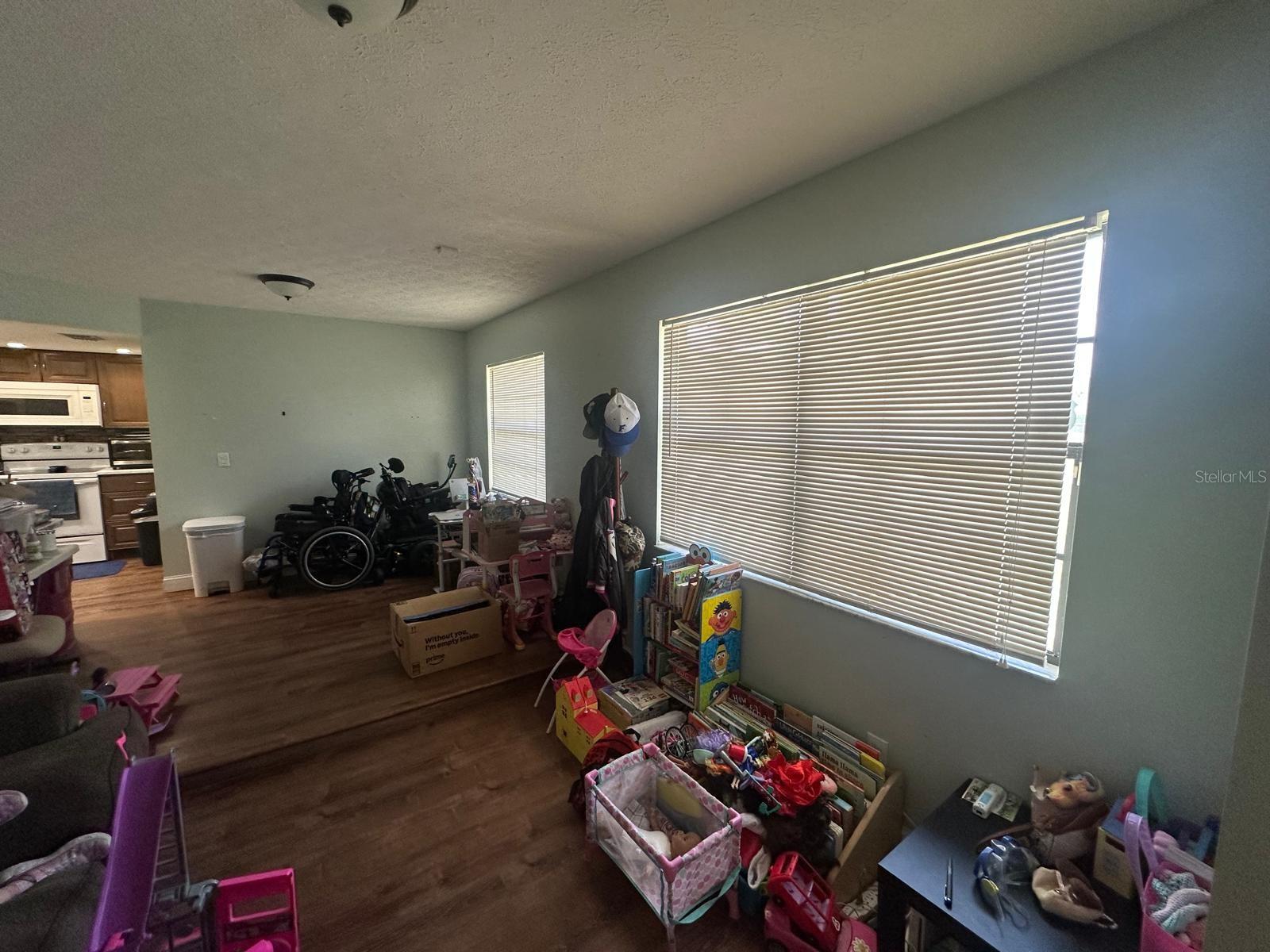 MEADOWBROOK ESTATES - Residential