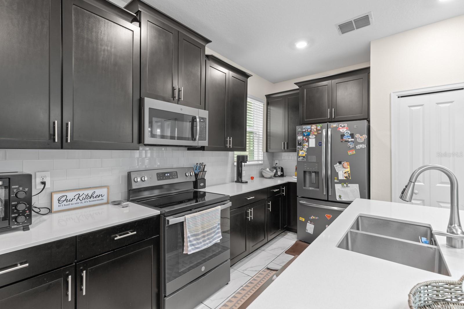 STONEYBROOK SOUTH NORTH PRCL PH 3 - Residential Lease
