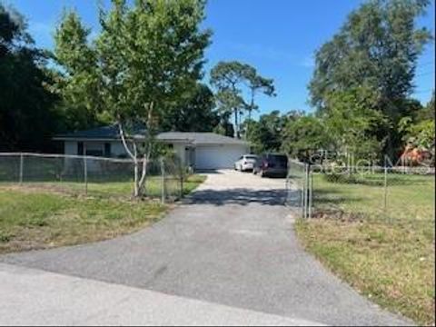 A home in APOPKA