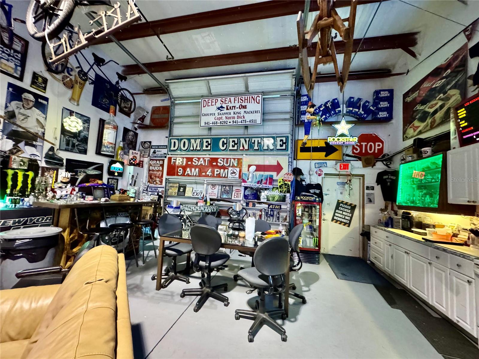 KNIGHTS TRAIL BUS SUITES BLDG B - Commercial Sale