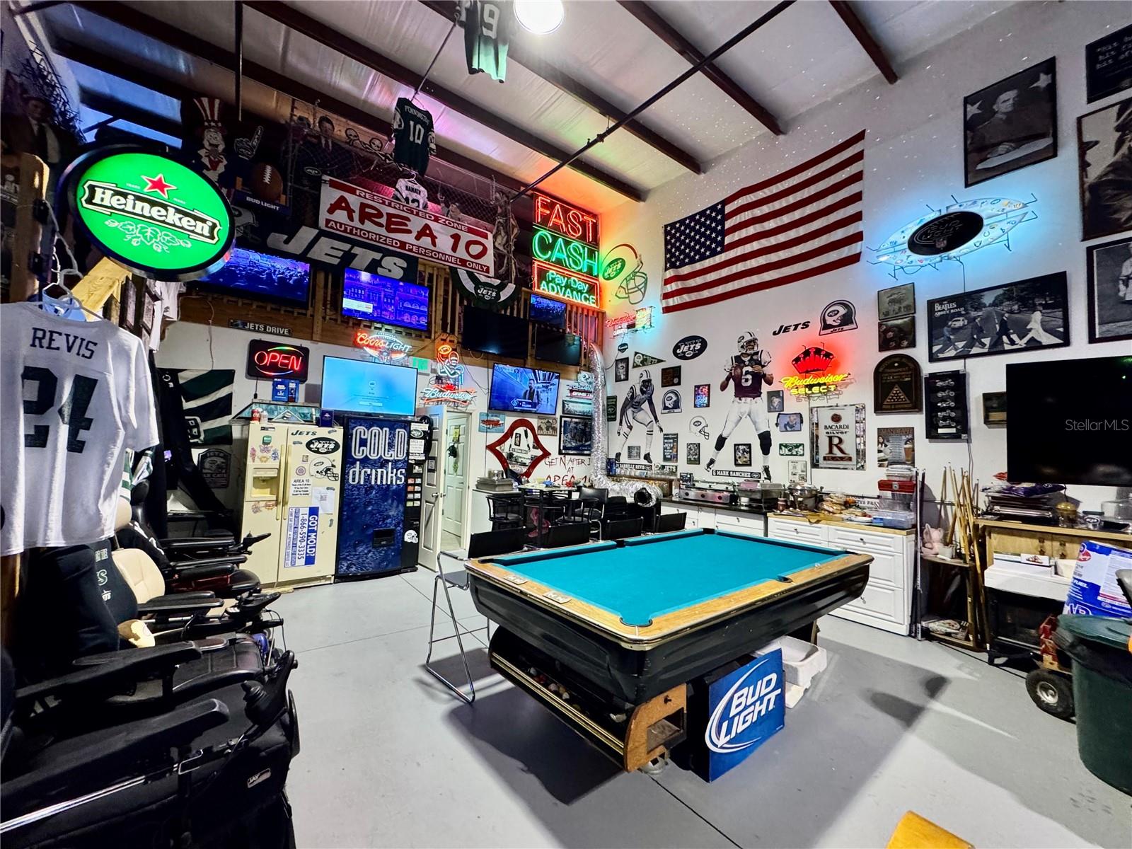 KNIGHTS TRAIL BUS SUITES BLDG B - Commercial Sale