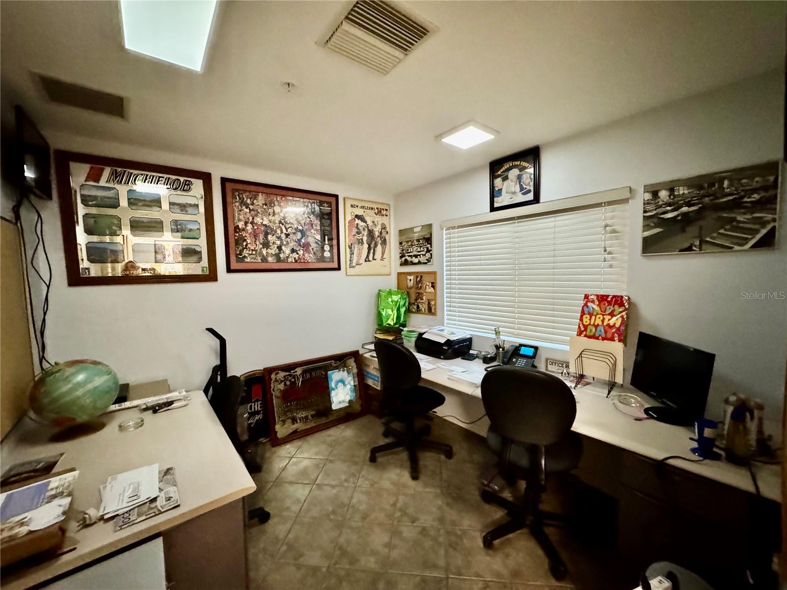 KNIGHTS TRAIL BUS SUITES BLDG B - Commercial Sale